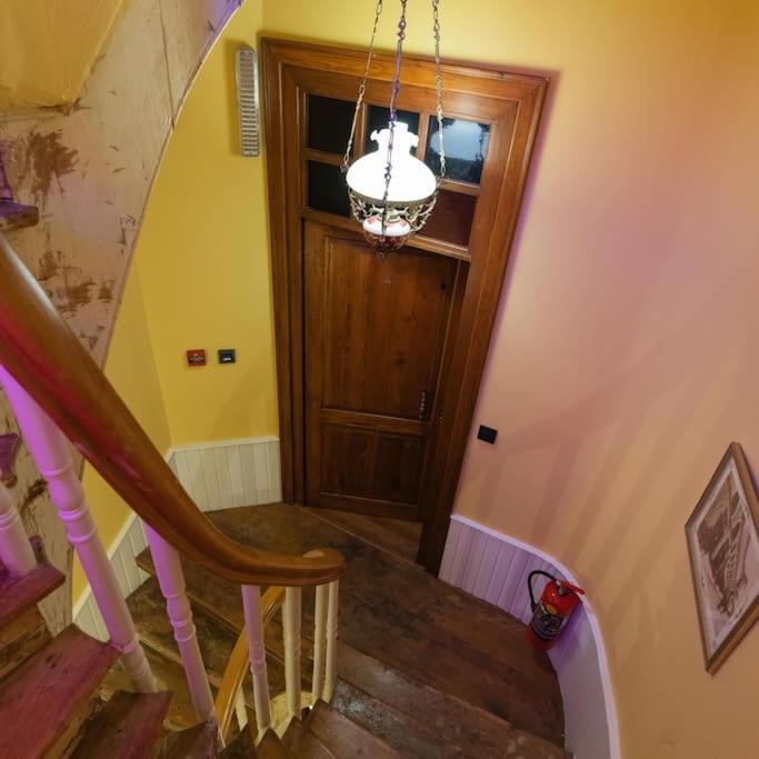 Apartment Beyoglu'nun Kalbinde Yueksek Tavanli Istanbul