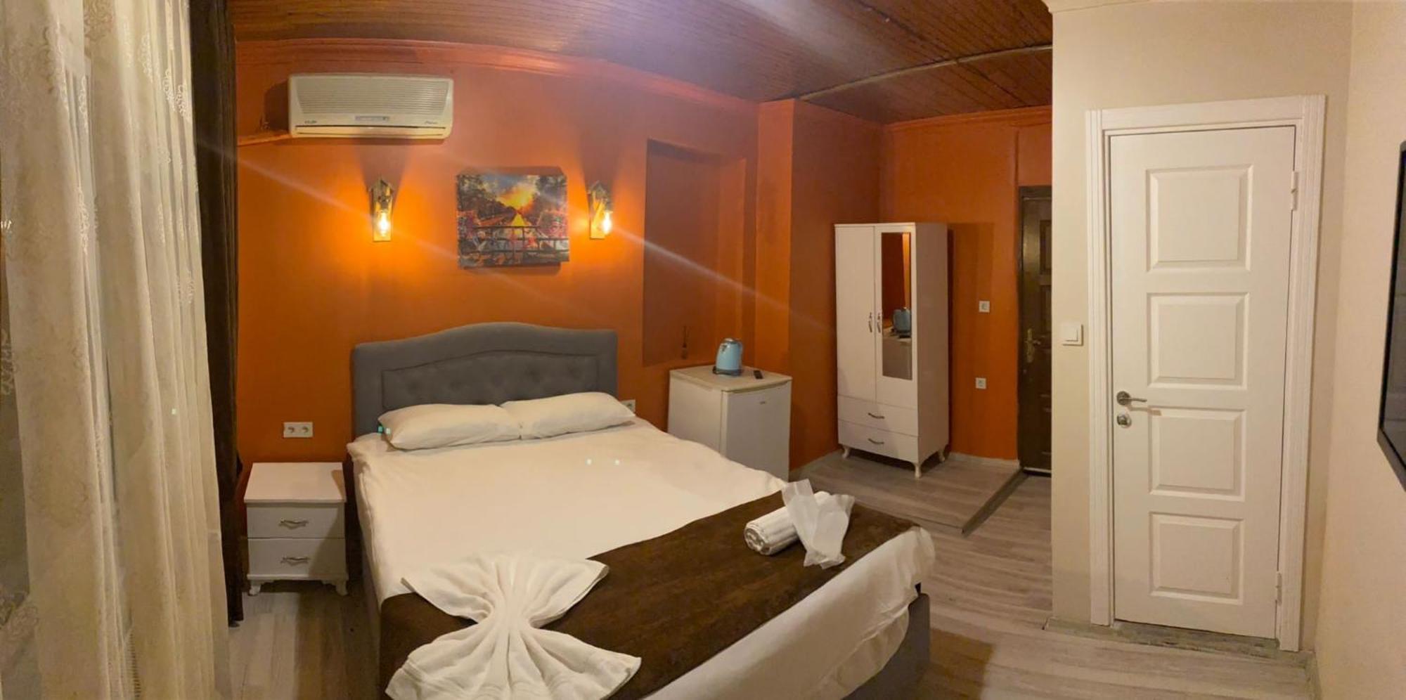 Hotel Taksim Bricktown