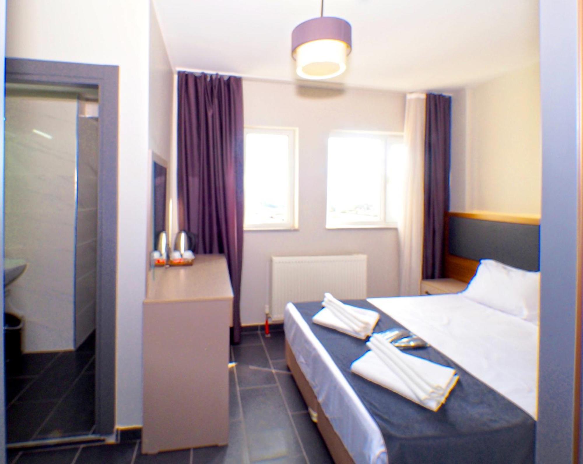 Diamond Old City 3*