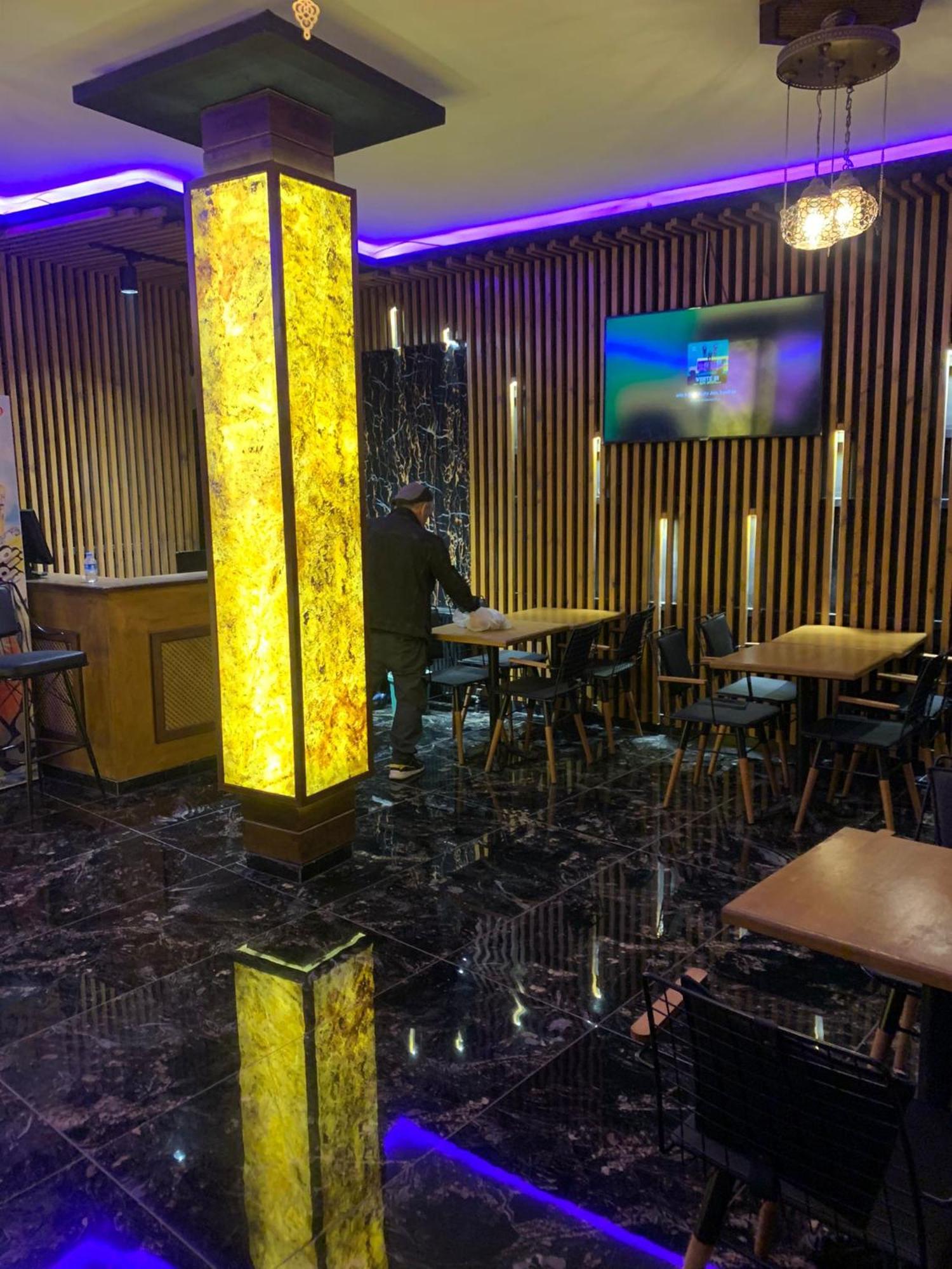 Gold Corner