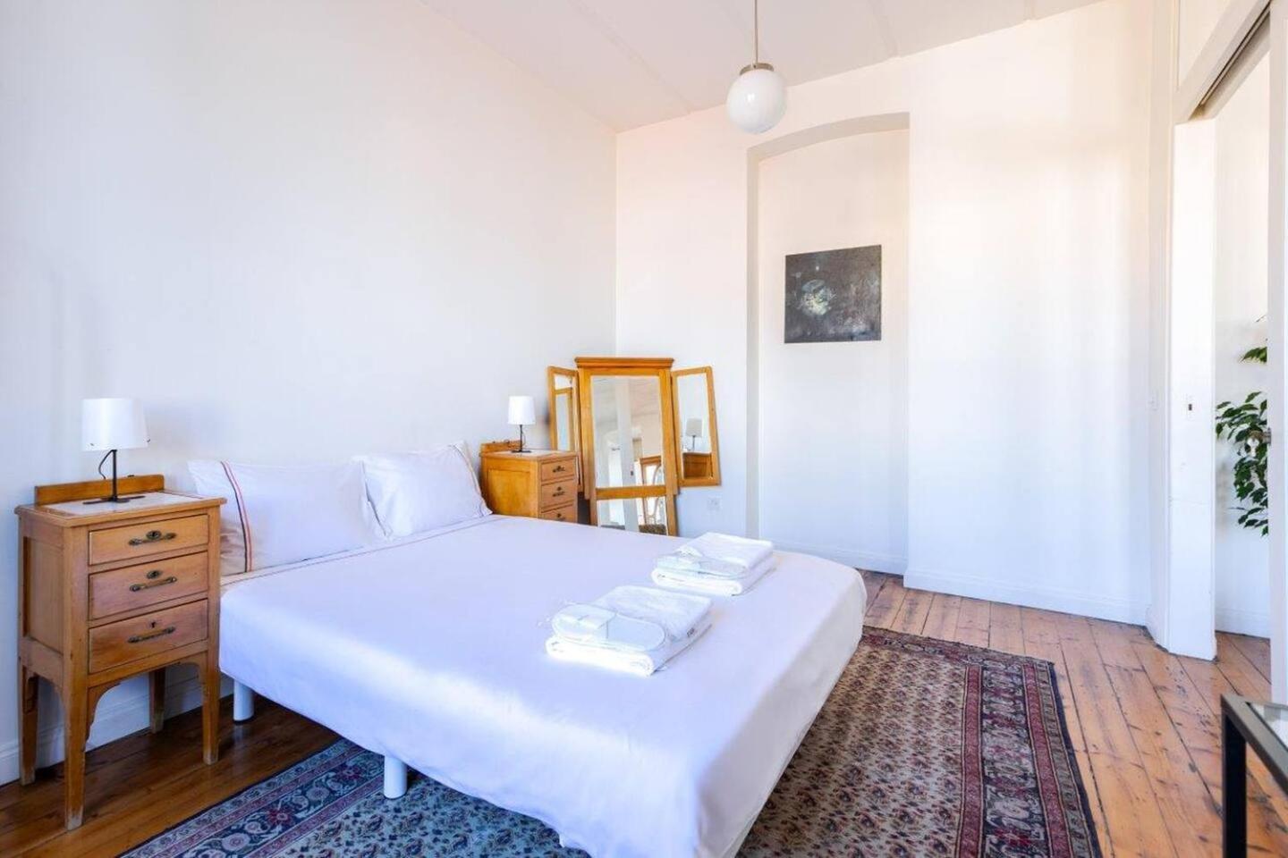 Apartment Bright Charming 1-bed Home-heart Of Taksim! #365 *