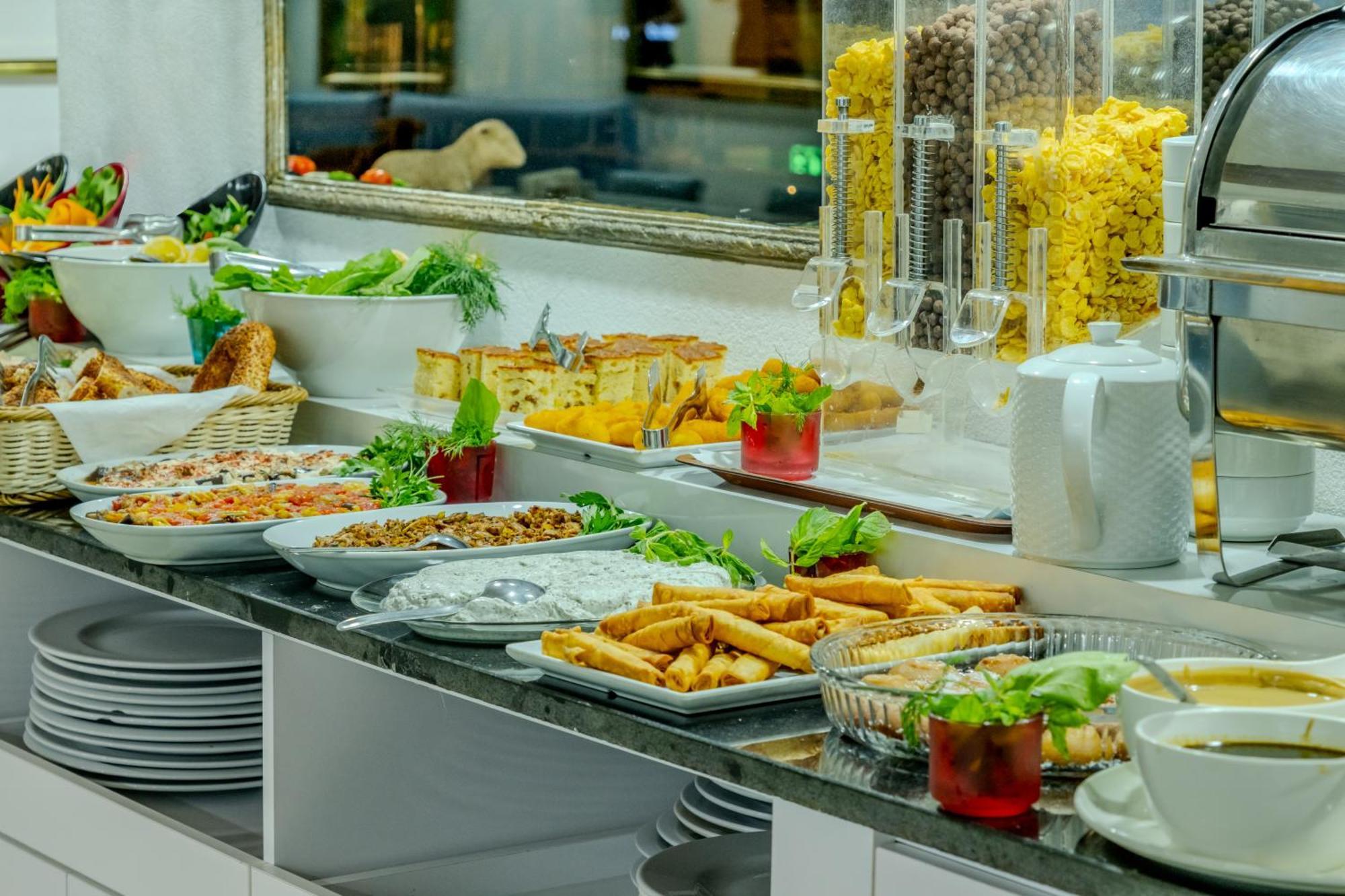 Peak Star Otel 3*
