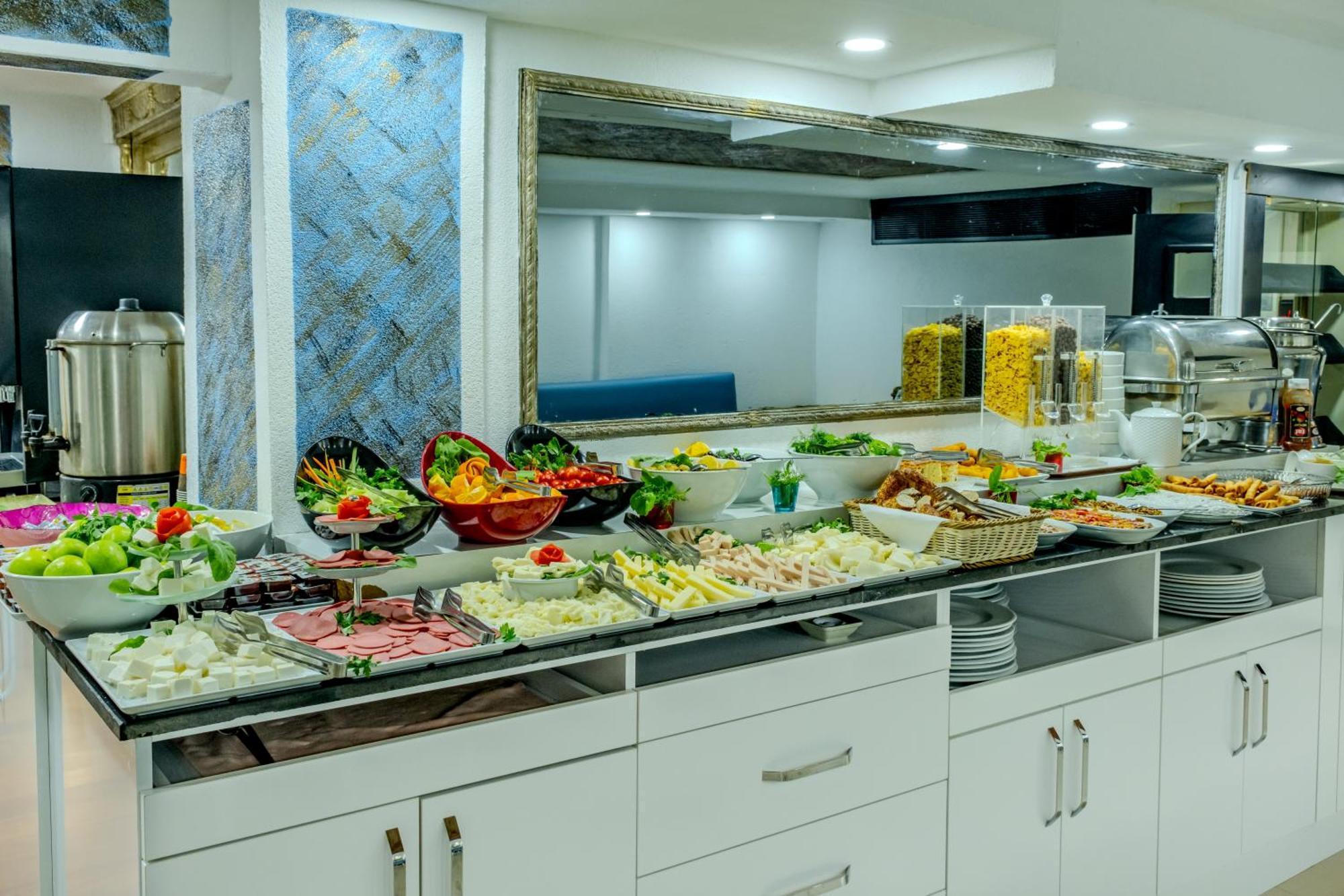 Otel Peak Star 3*