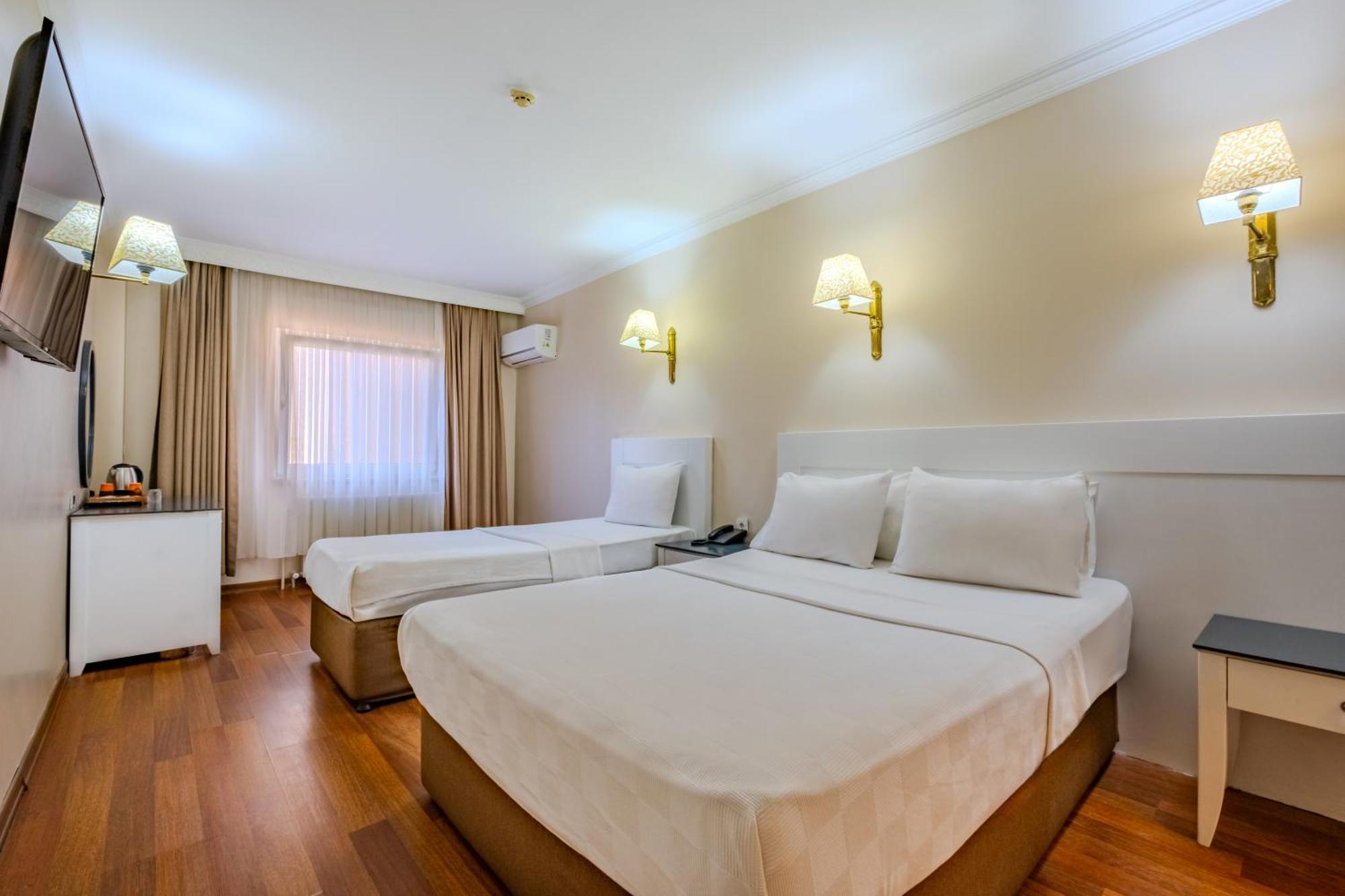 Peak Star Hotel