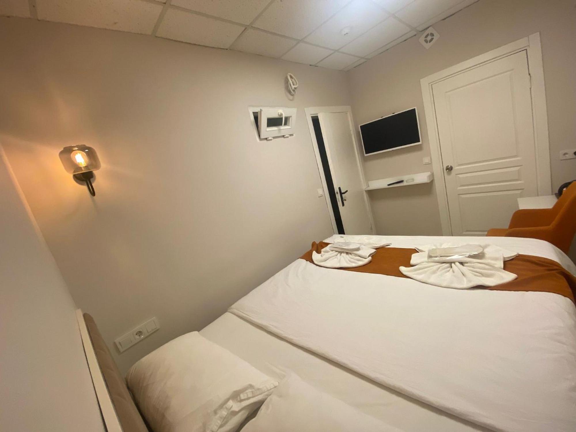 Kadikoey Bull Hotel