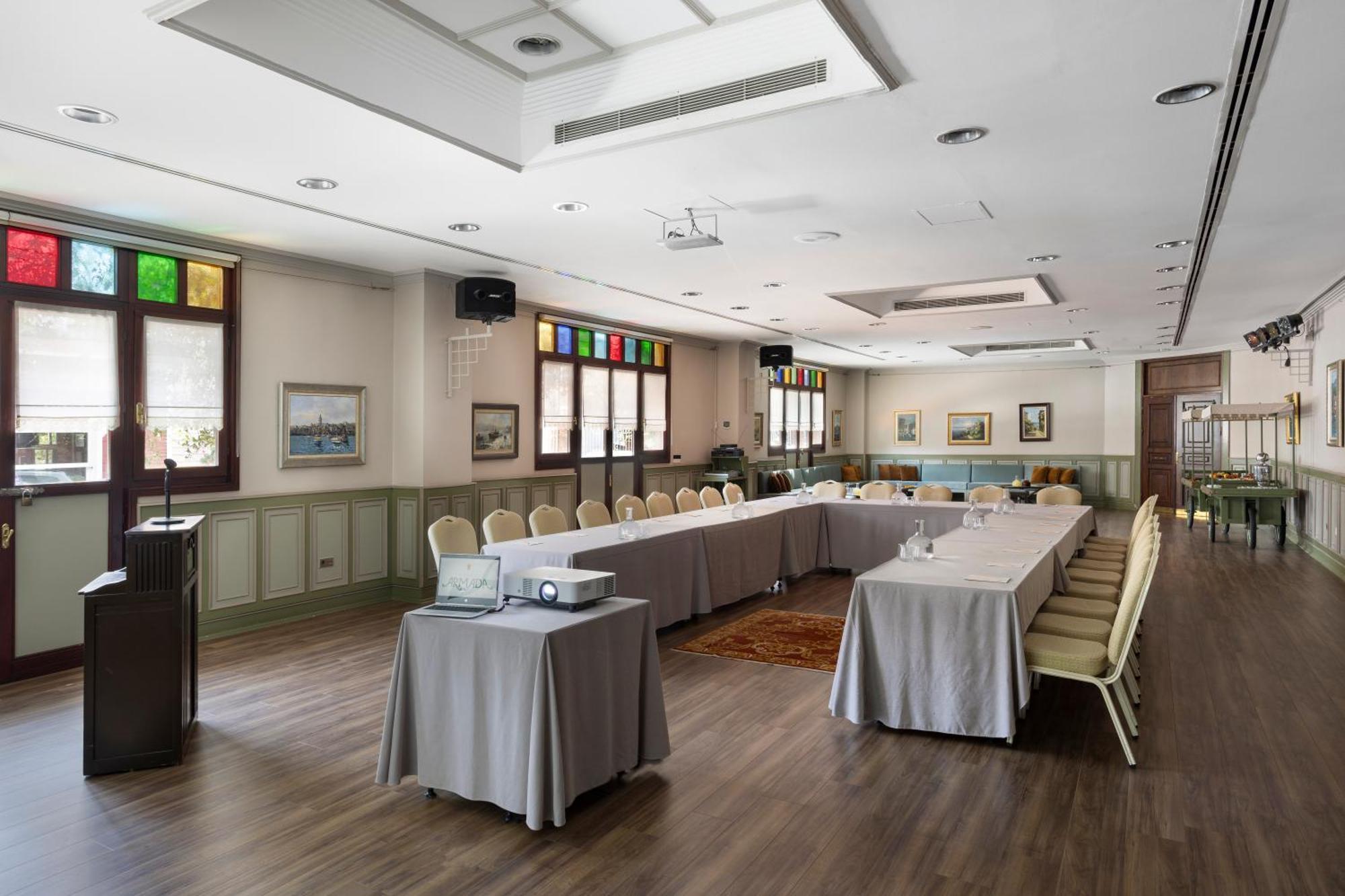 Hotel Armada Old 4*