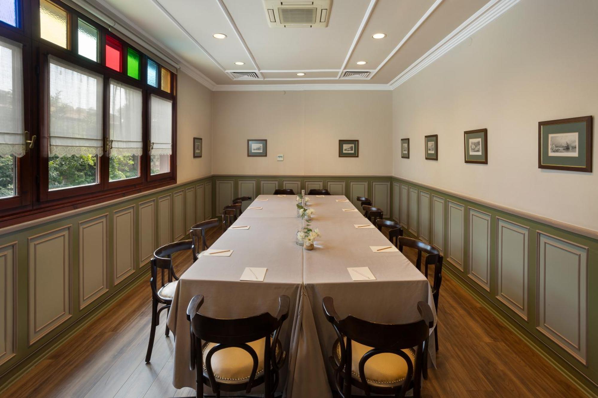 Armada Old Hotel 4*