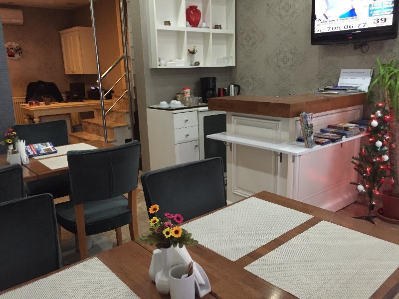 Alyon Hotel