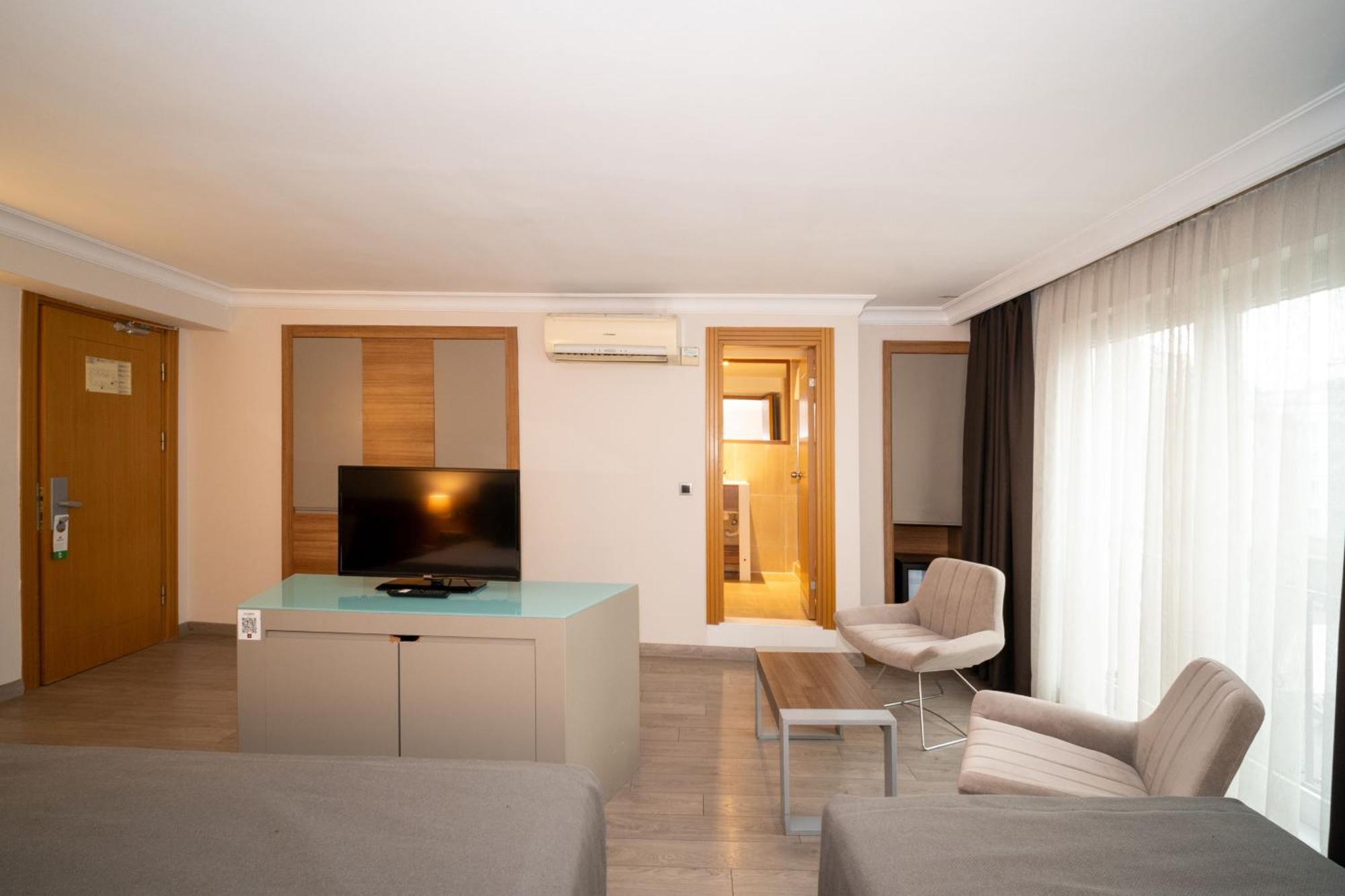 Klas Old Hotel 4*