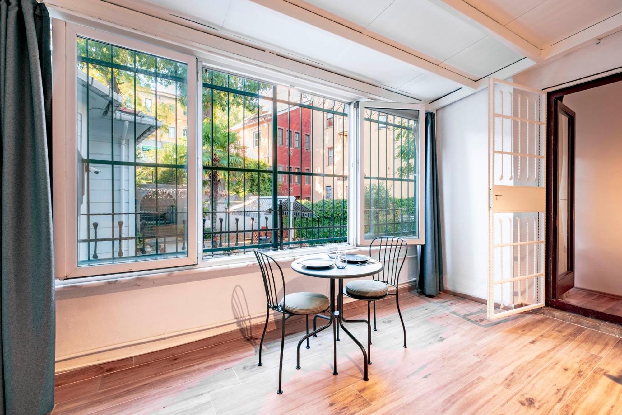 Apartment Homie - Modern Nearby Istiklal Street & Galata Tower Istanbul