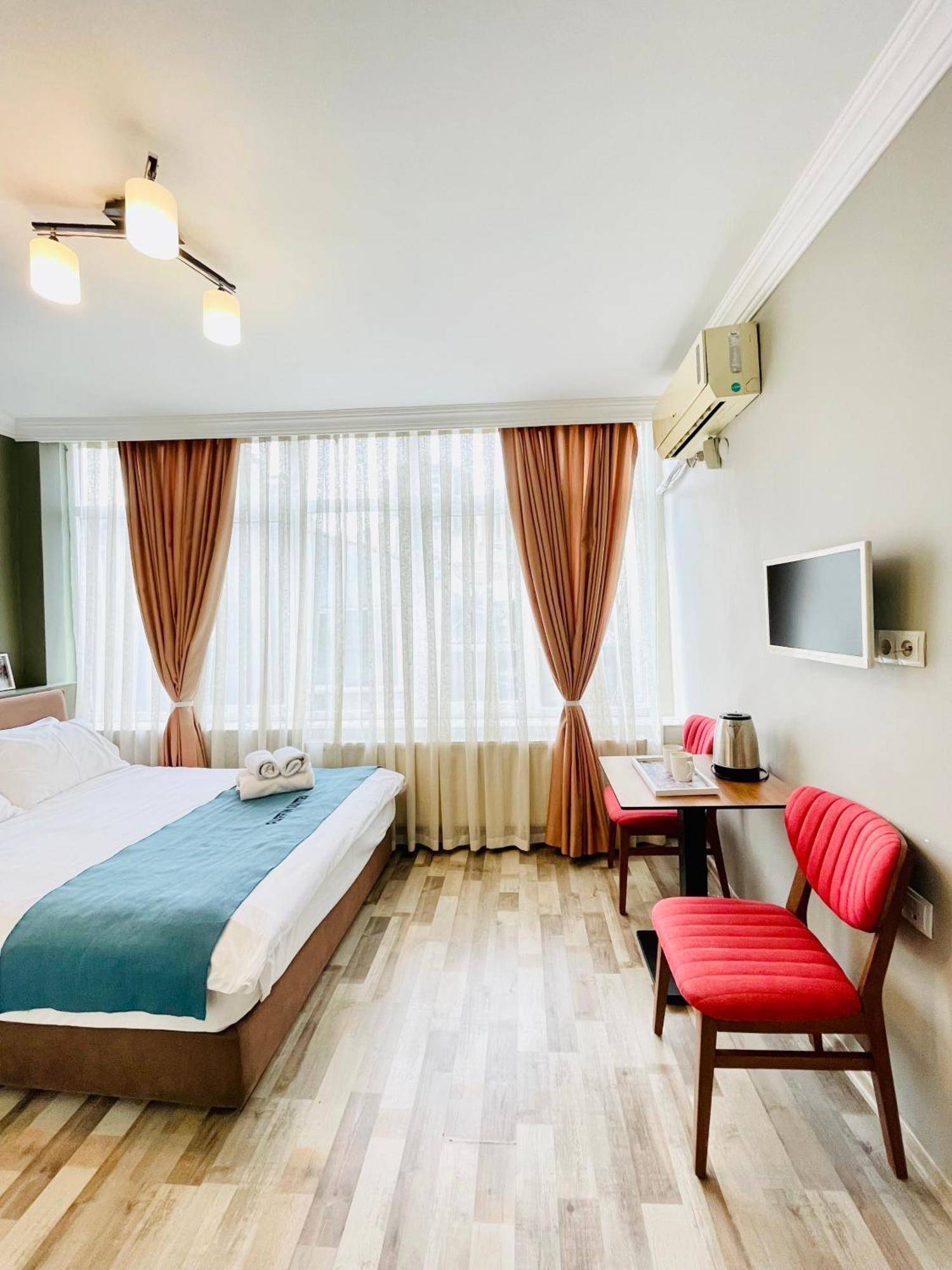 Puffin Homestay *