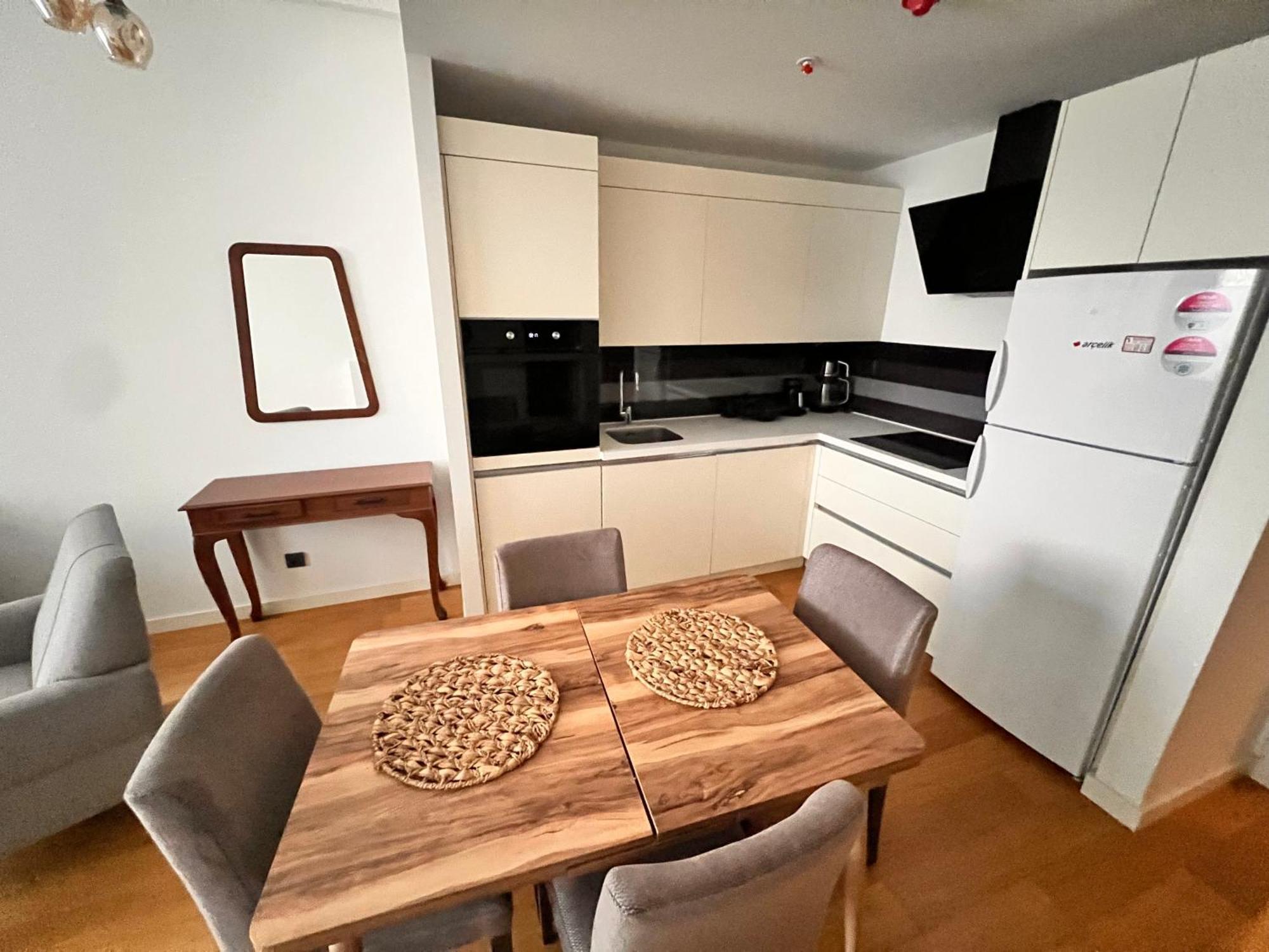 G Tower At Divan Near To Mimar Sinan Metro Station * Istanbul