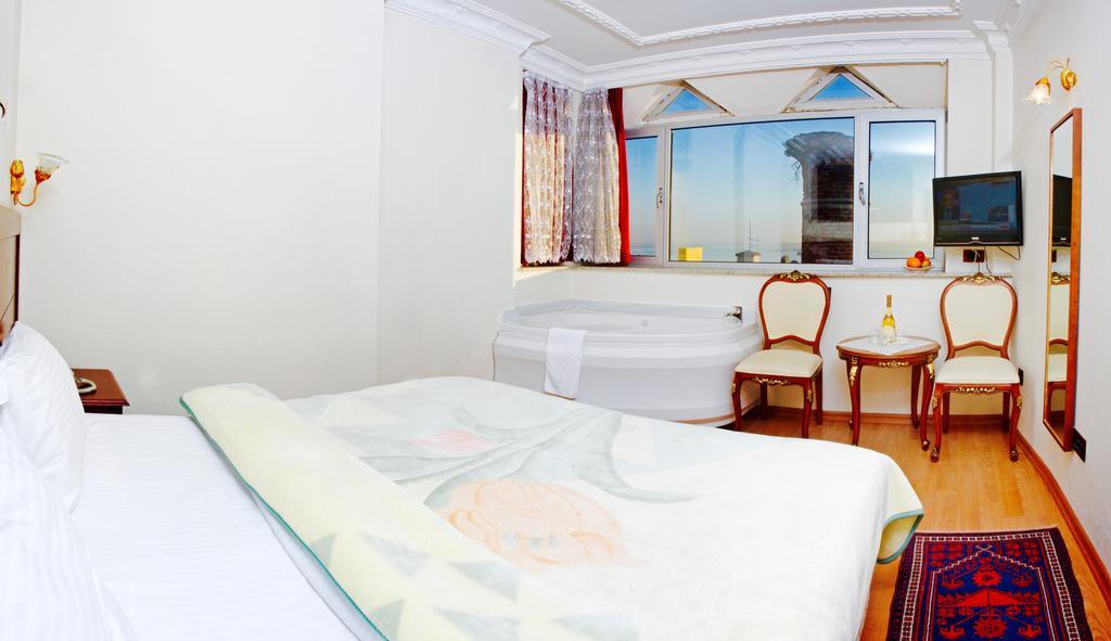 Hotel Ada