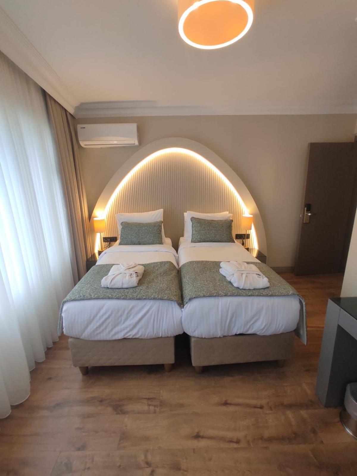 Mara Oldcity Hotel 3*