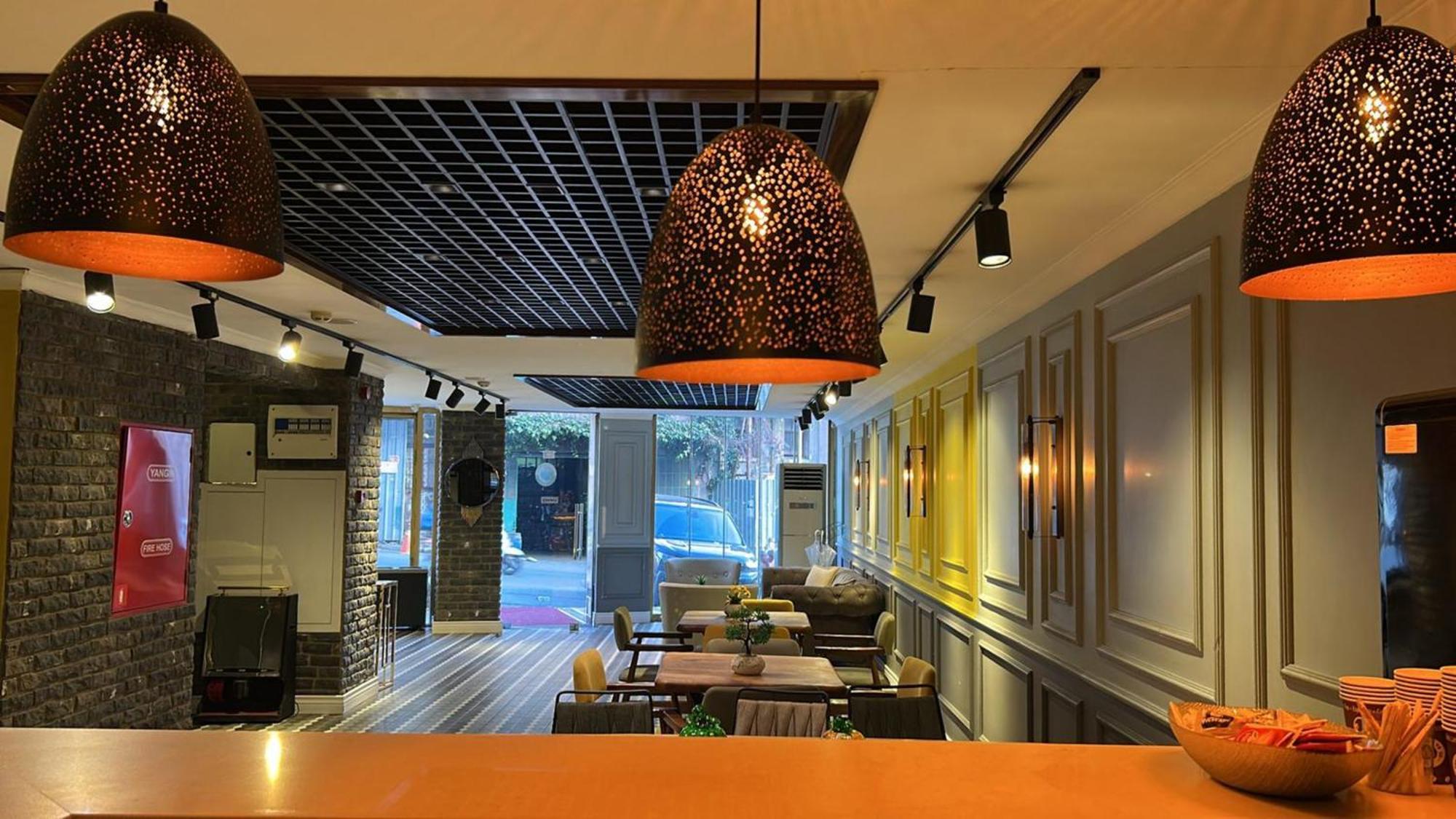 Voo Group Beijing Park Hotel 3*