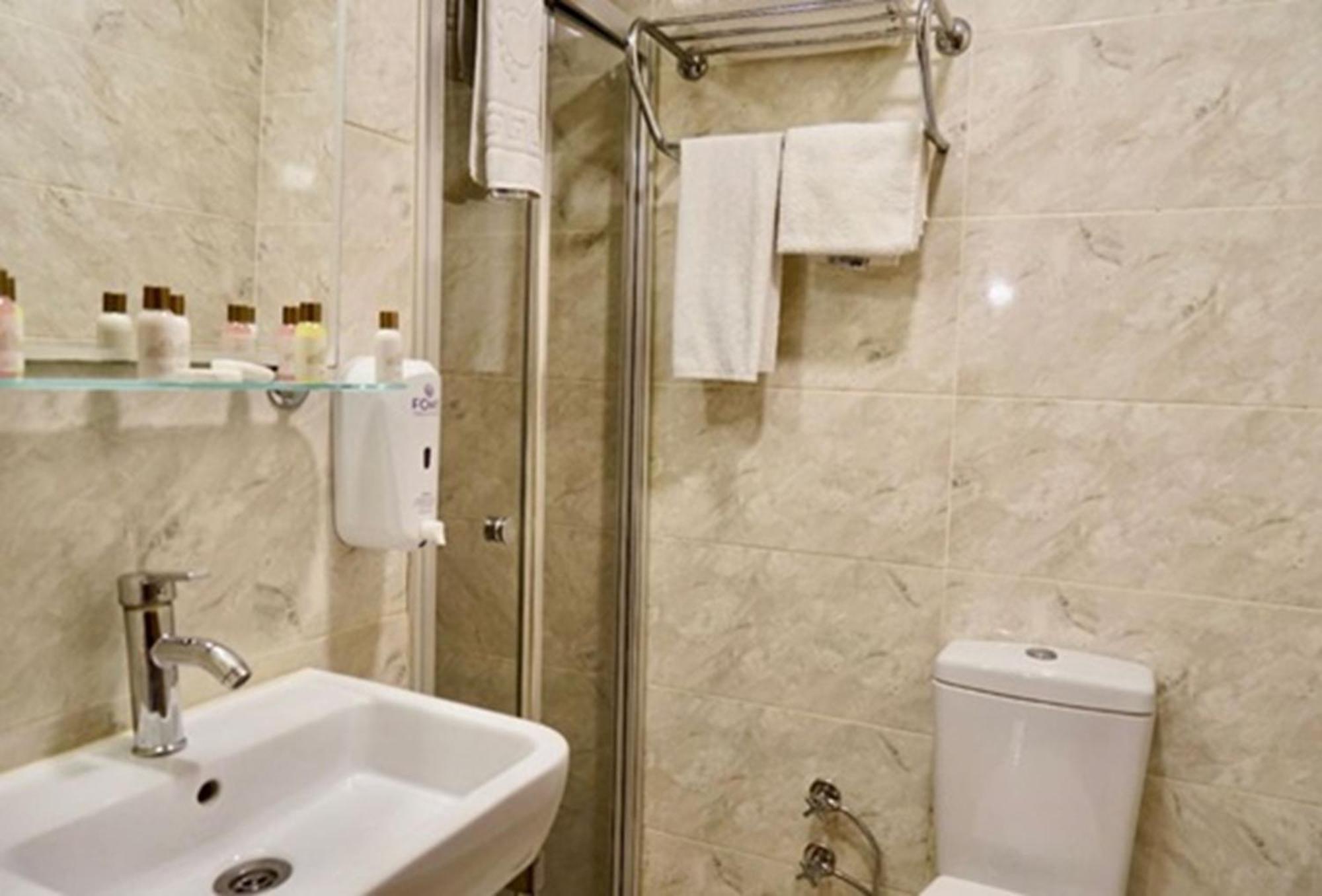 Voo Group Beijing Park Hotel