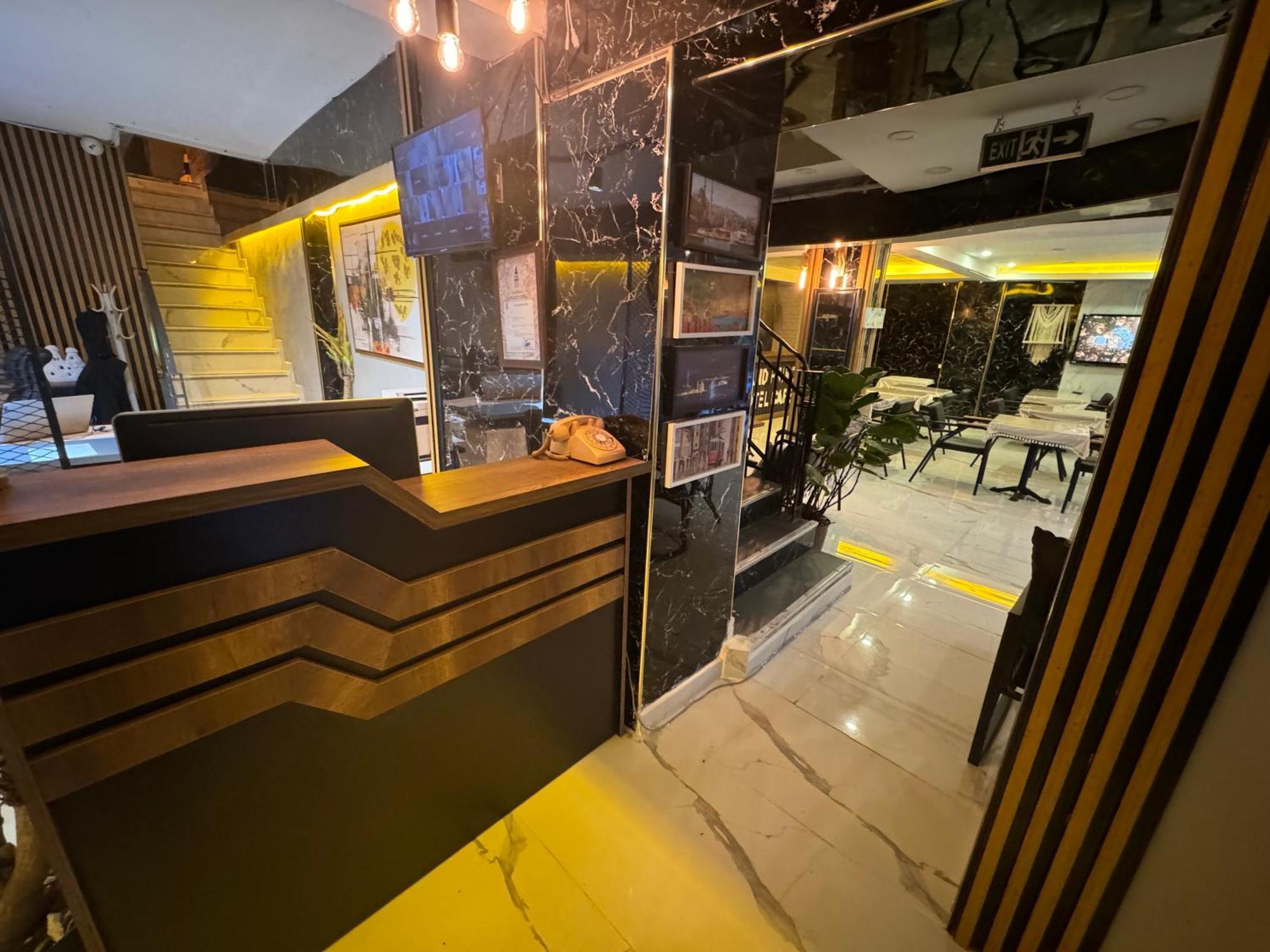 Grand Taksim Hotel