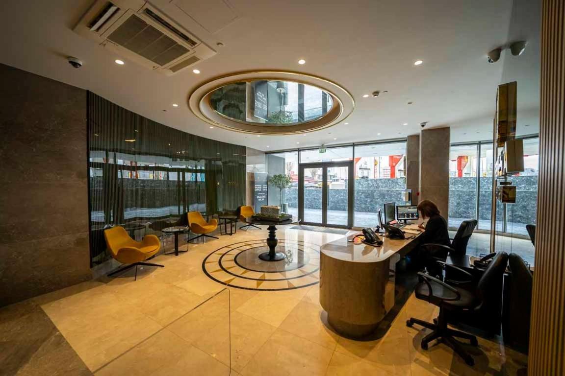 Apartment Classy In Beyoglu, Pool - Gym - Garage Istanbul