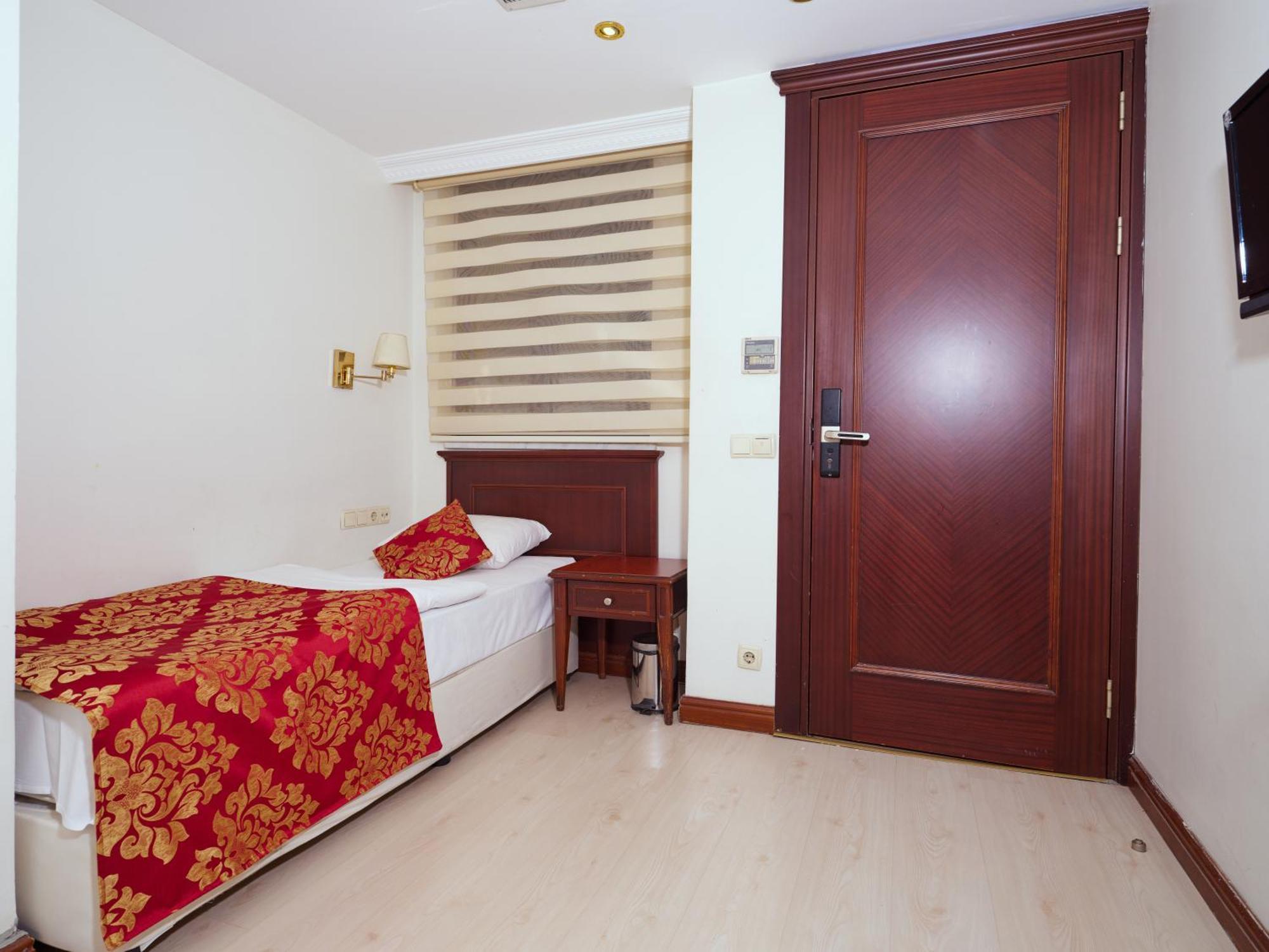 Hotel Newcity