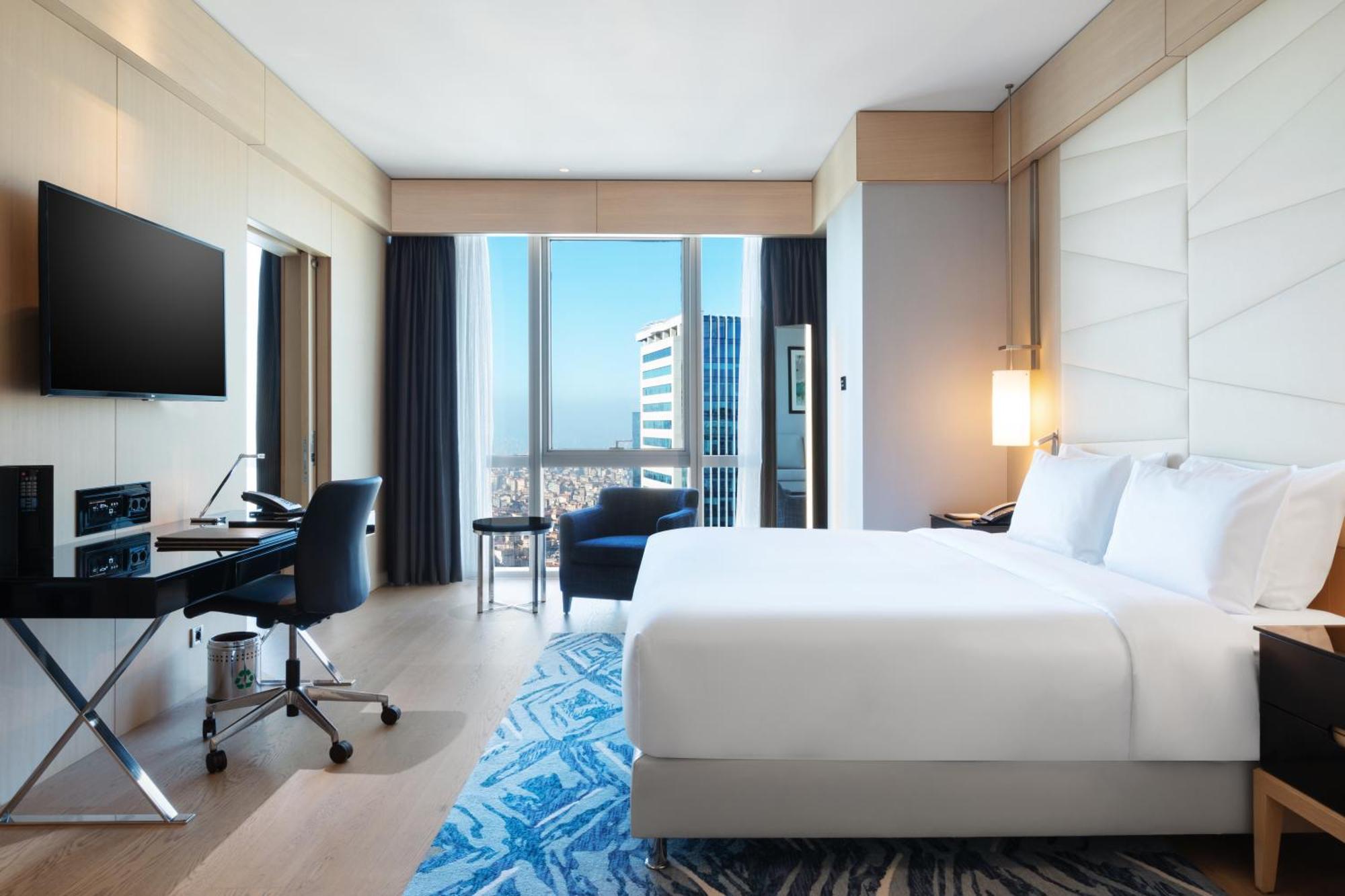 Otel Wyndham Grand Levent & Conference Center 5*