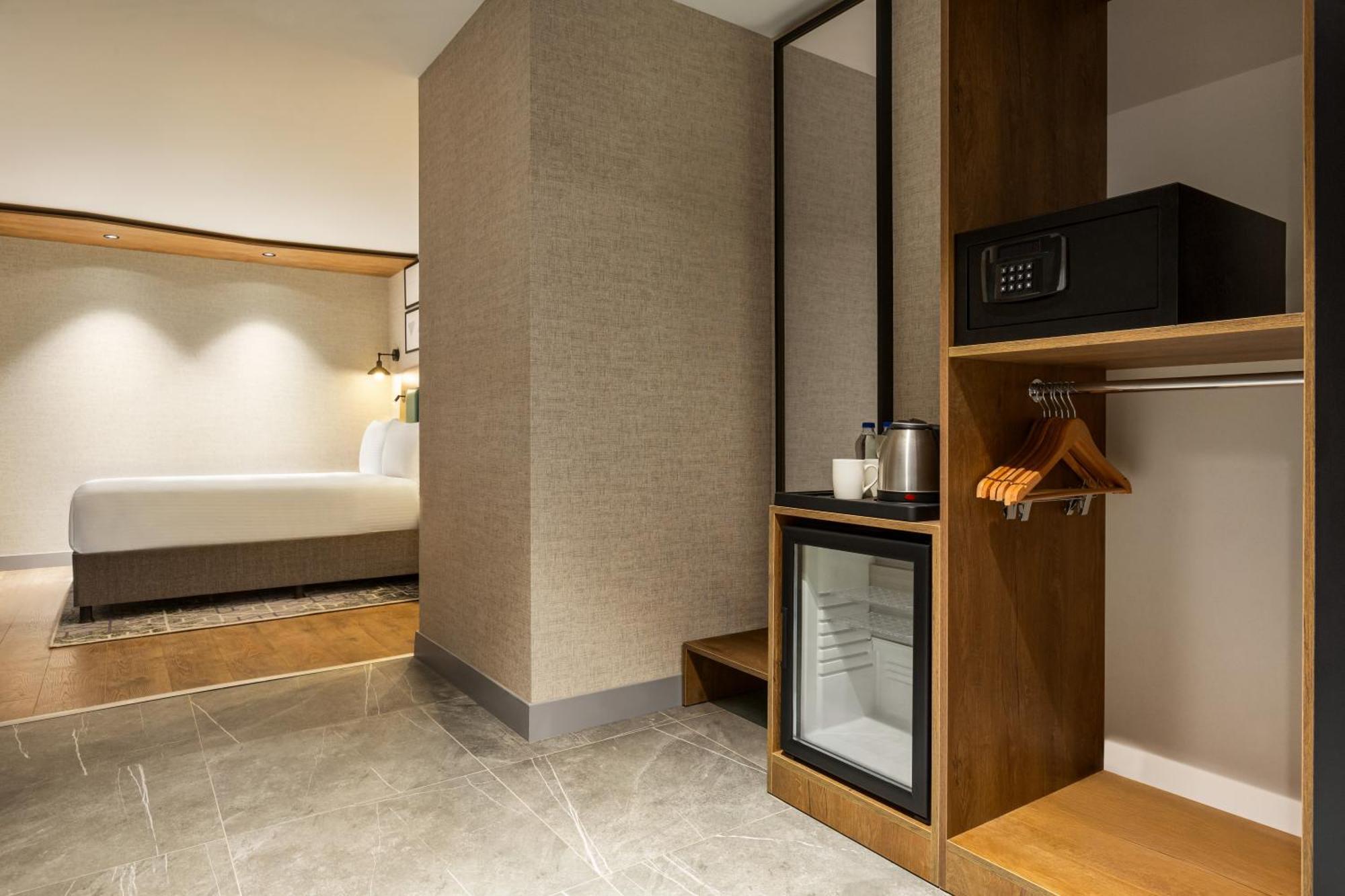 Hotel Ramada Encore By Wyndham Arnavutkoy *
