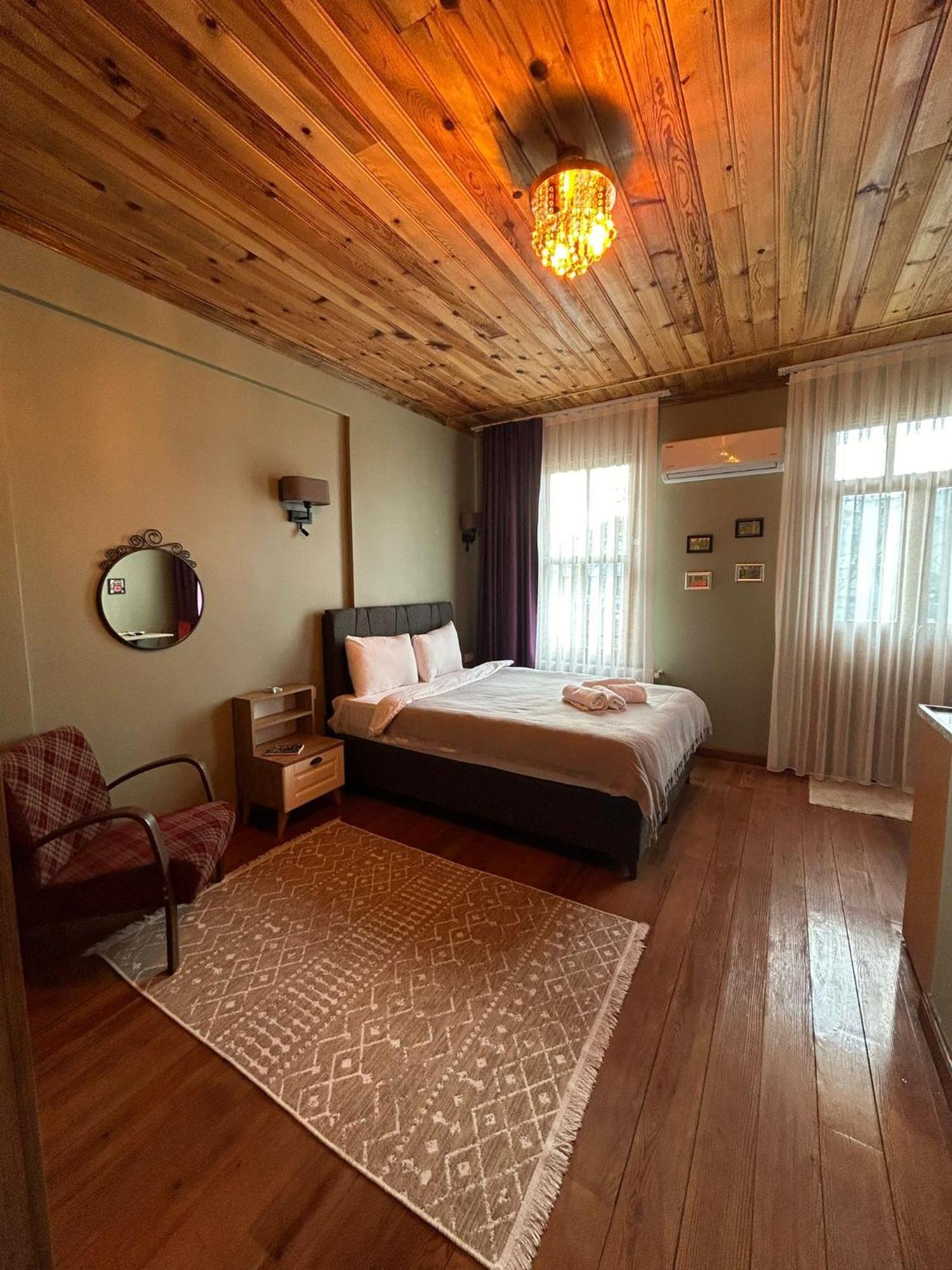 Narpera Taksim Boutique