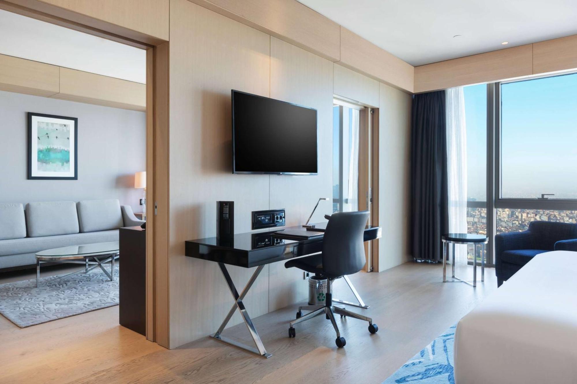 Wyndham Grand Levent & Conference Center 5*