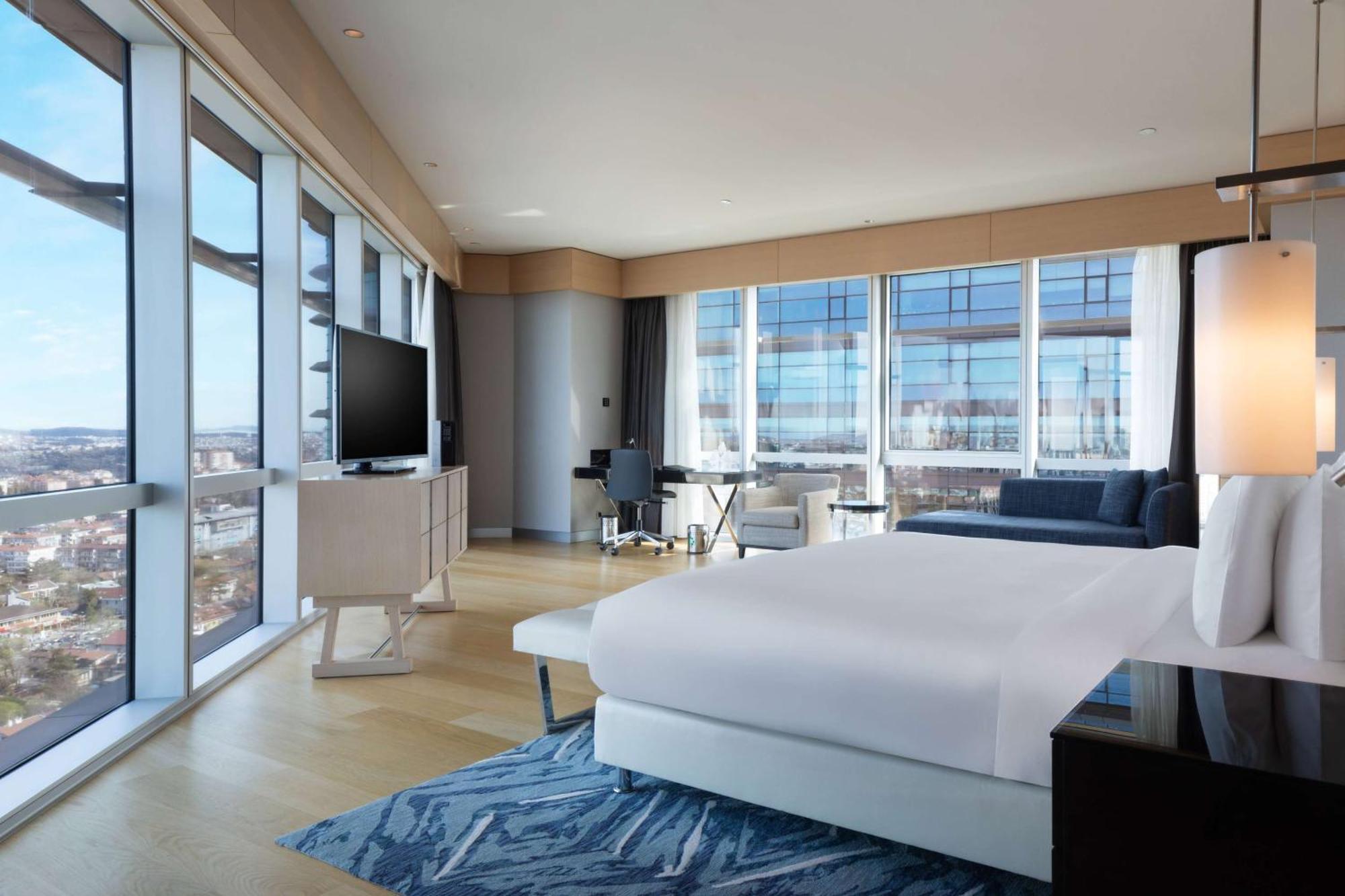 Wyndham Grand Levent & Conference Center Otel İstanbul