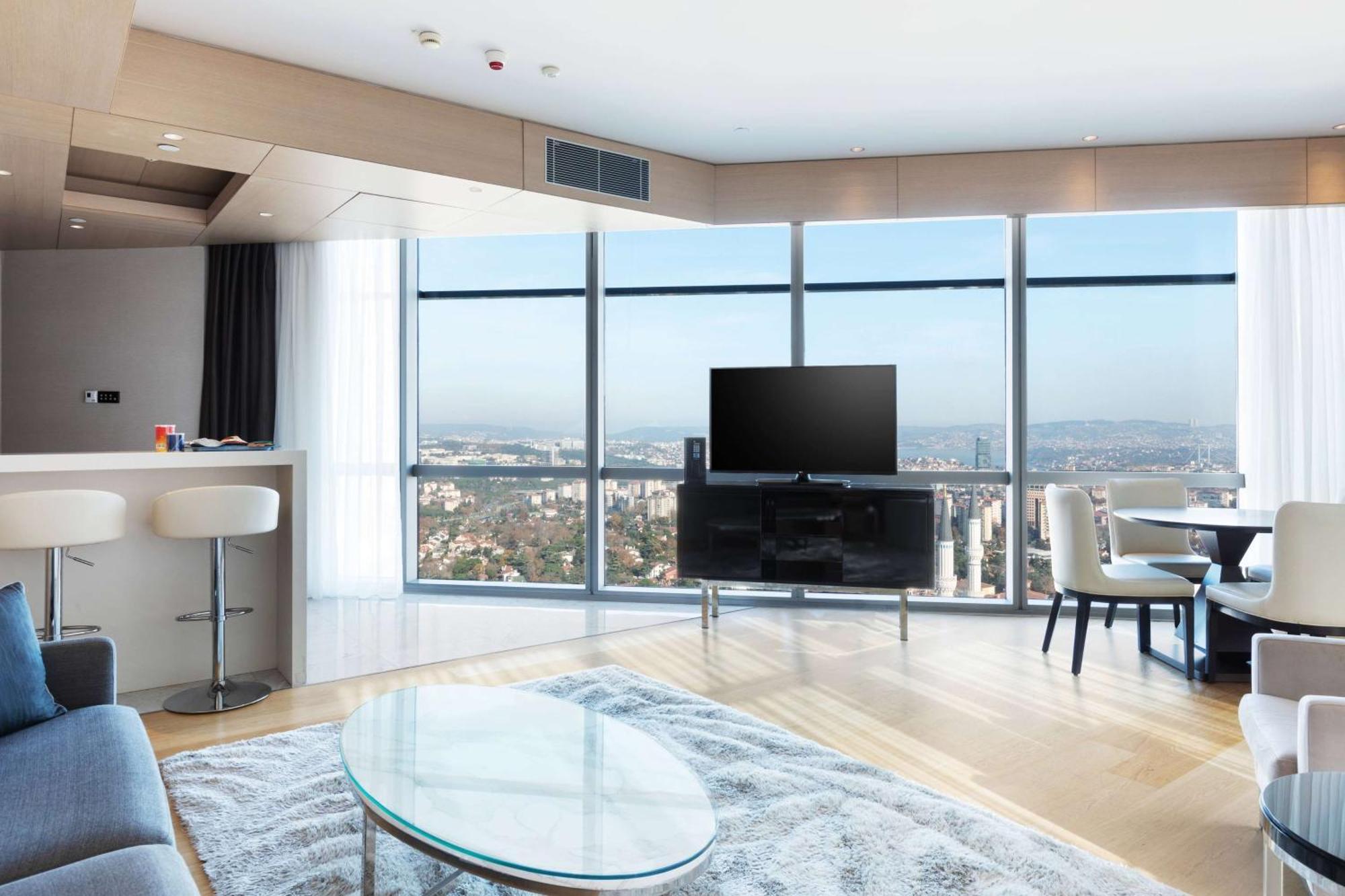 Wyndham Grand Levent & Conference Center 5*