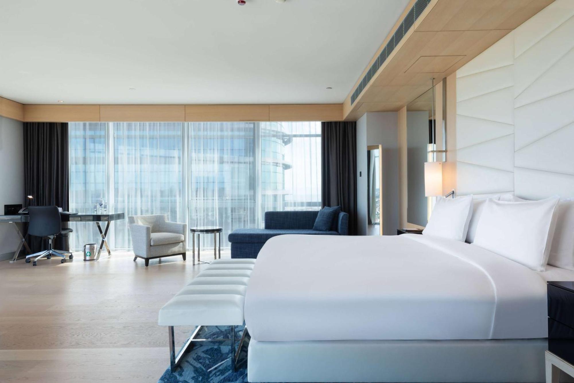 Wyndham Grand Levent & Conference Center Otel