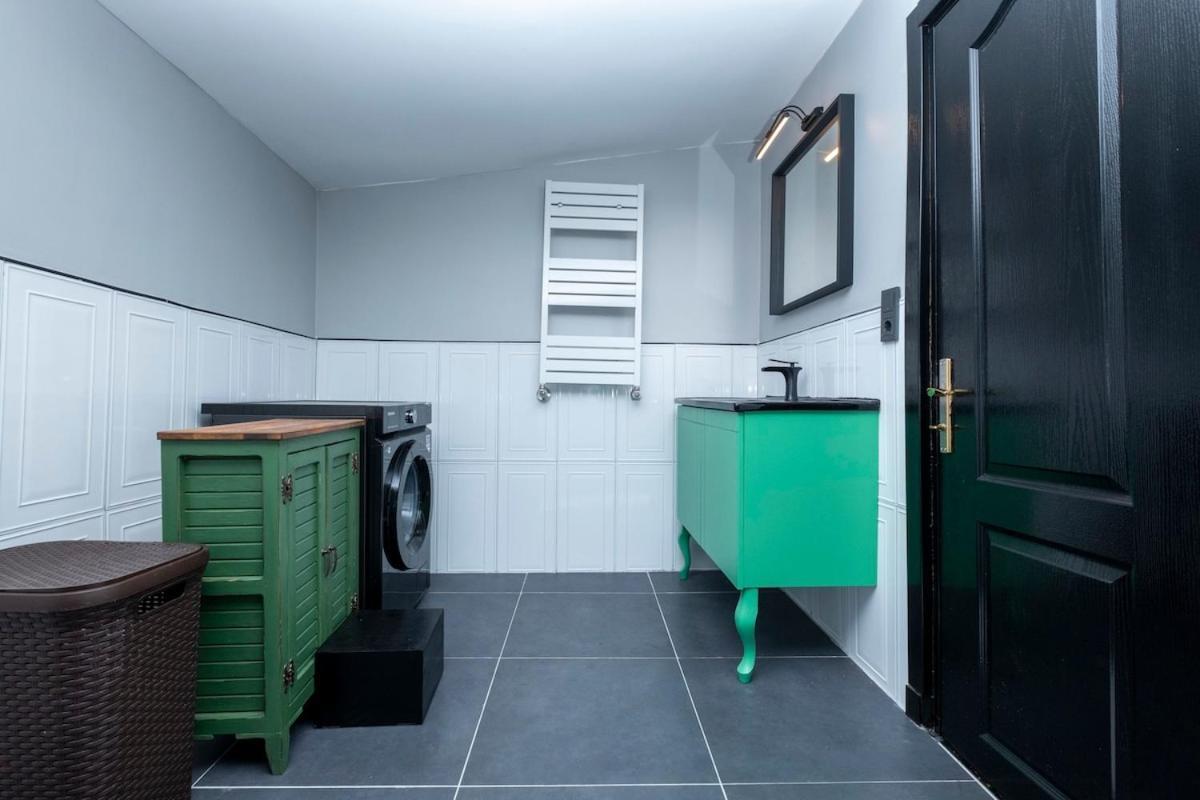 Private Fourlex House With Location Istanbul
