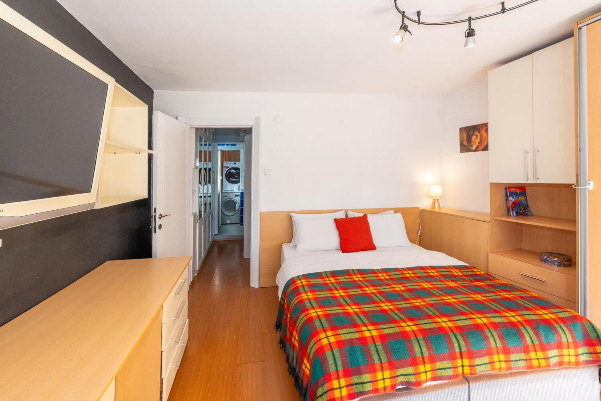 Bosphorus View-airport Shutle-high Speed Wifi-private Parking *