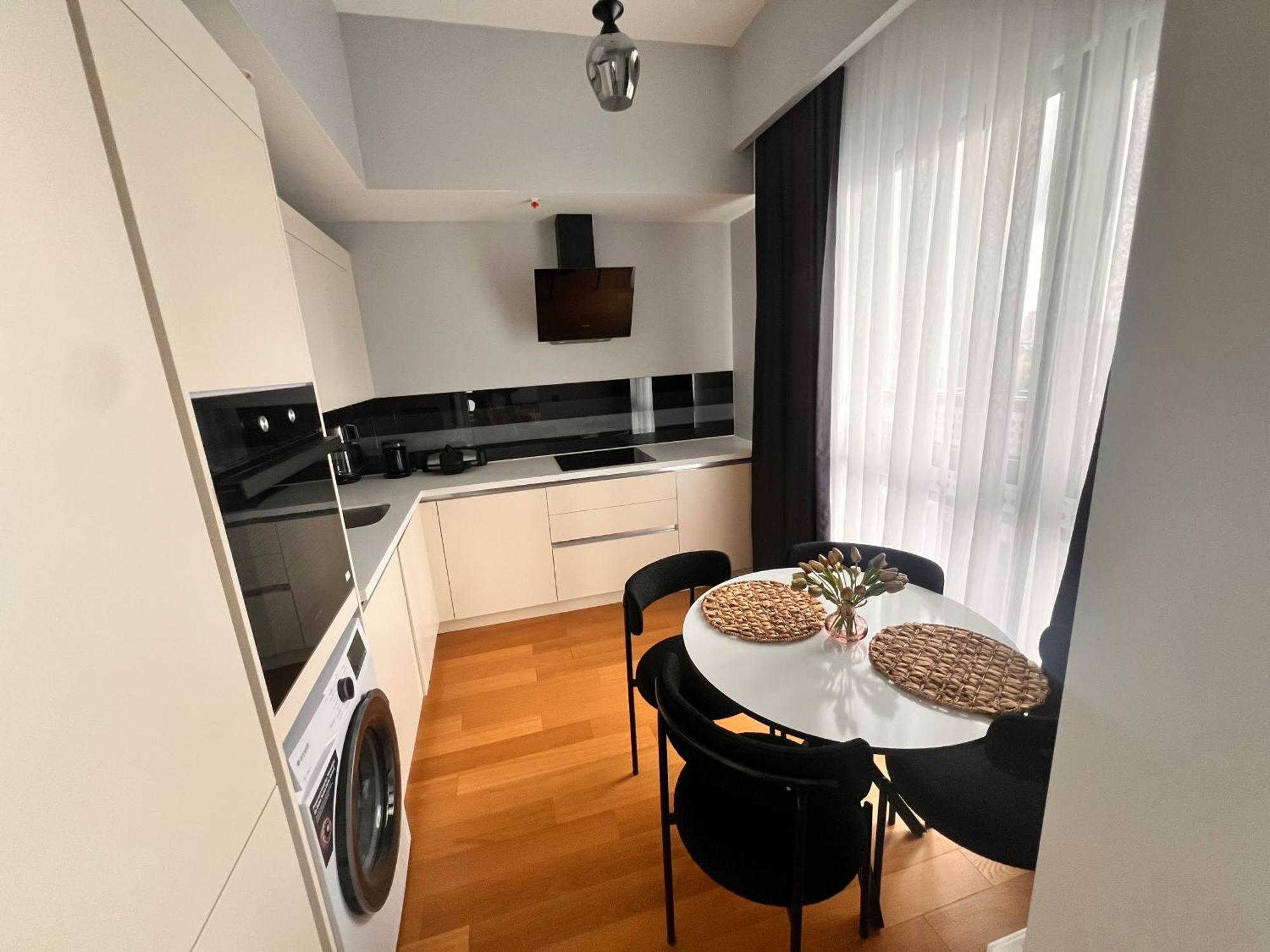 G Tower At Divan Near To Mimar Sinan Metro Station Apartment Istanbul