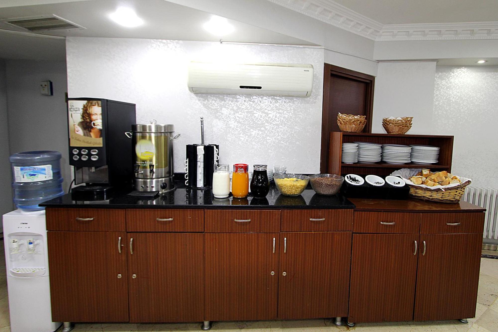Lyon Hotel Istanbul