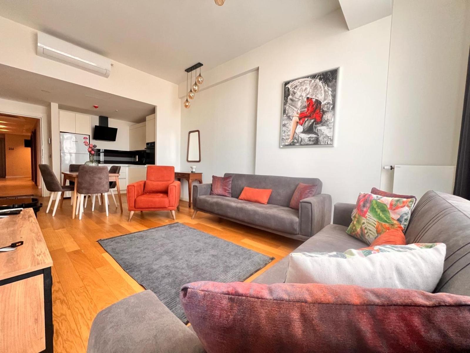 G Tower At Divan Near To Mimar Sinan Metro Station Apartment