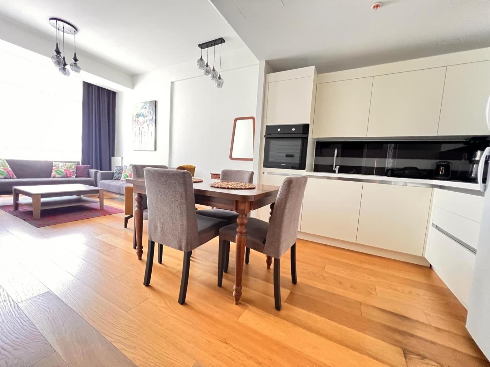Apartment G Tower At Divan Near To Mimar Sinan Metro Station Istanbul