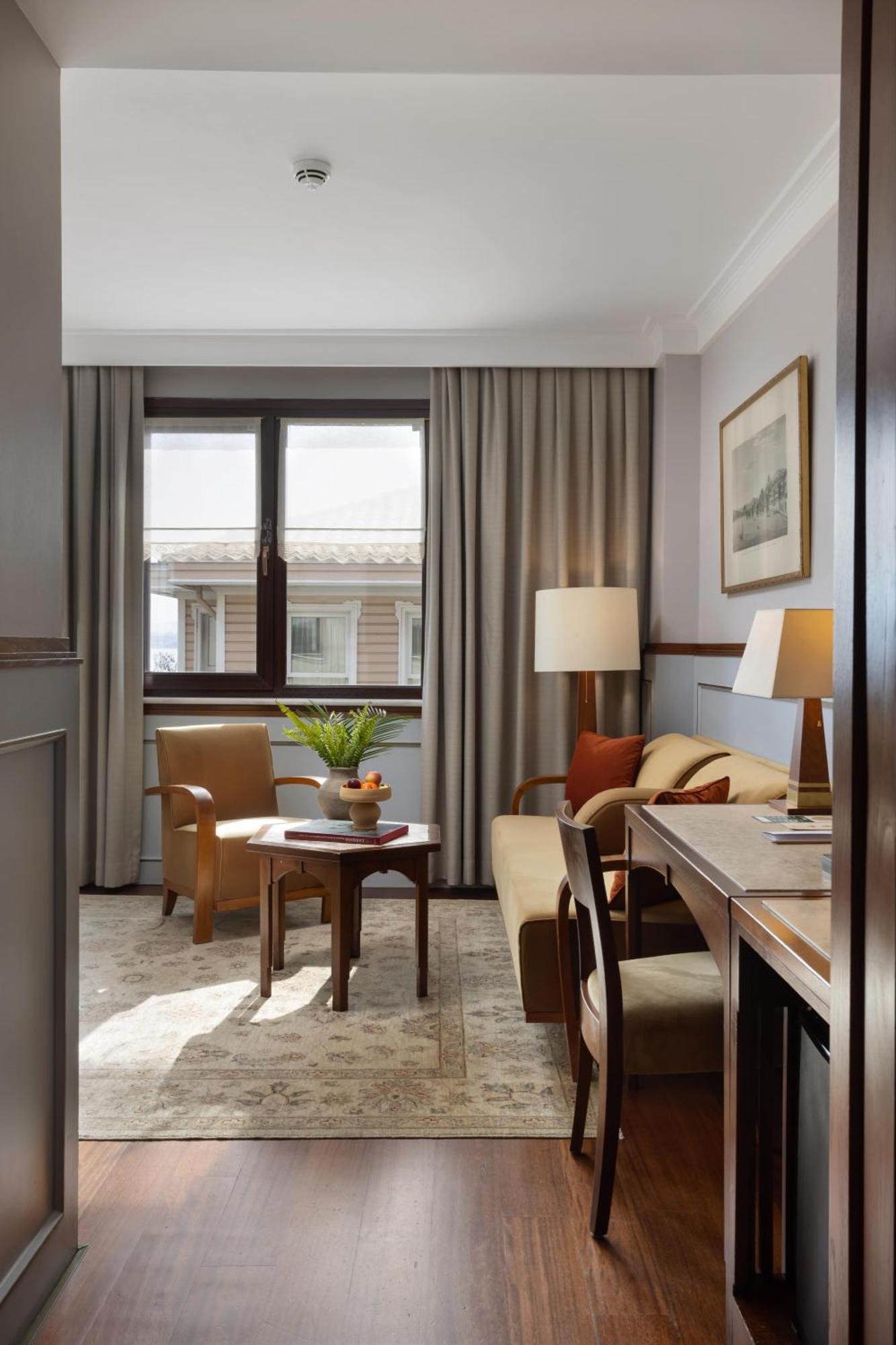 Armada Old Hotel 4*