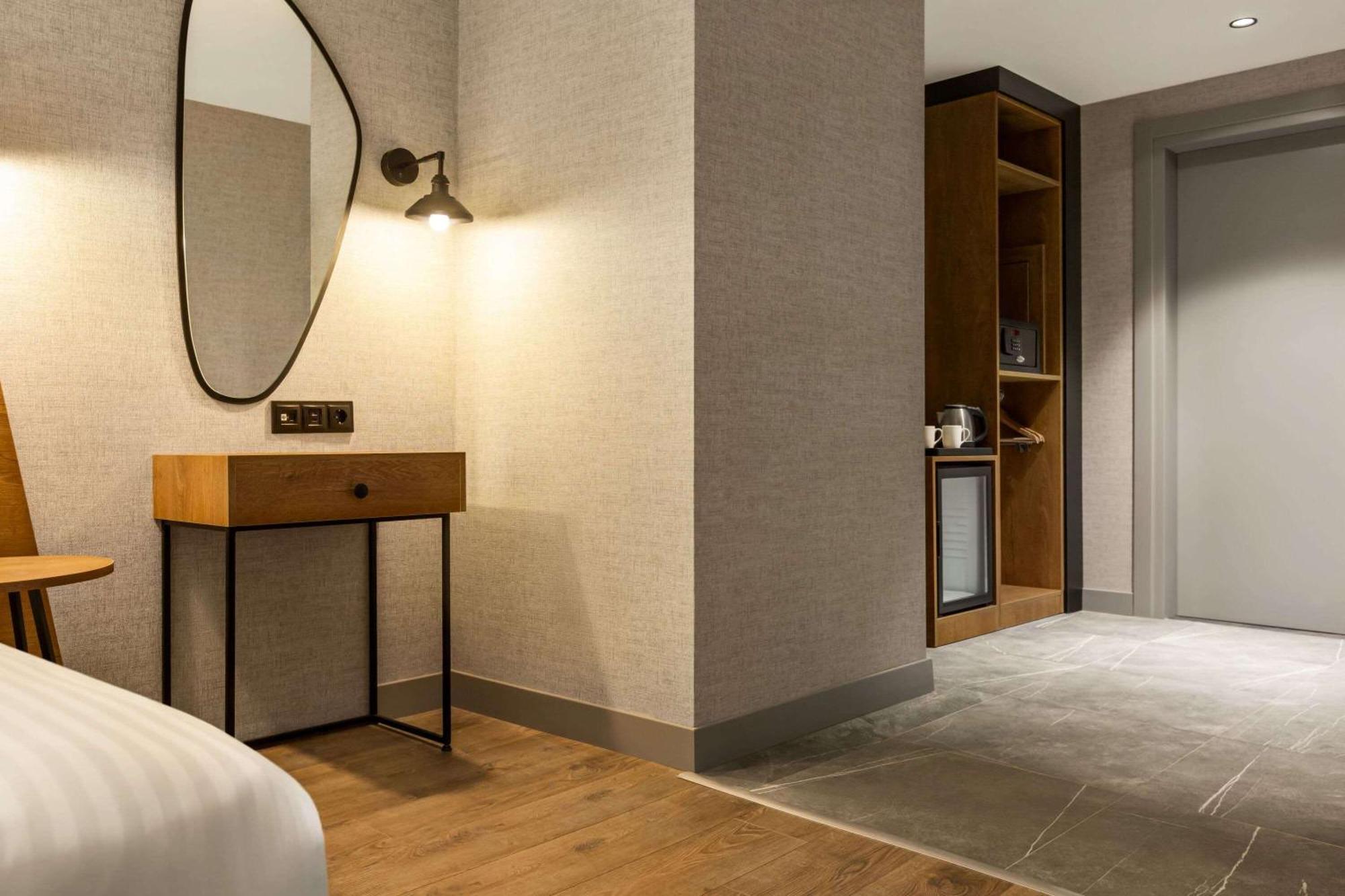 Ramada Encore By Wyndham Arnavutkoy Hotel *