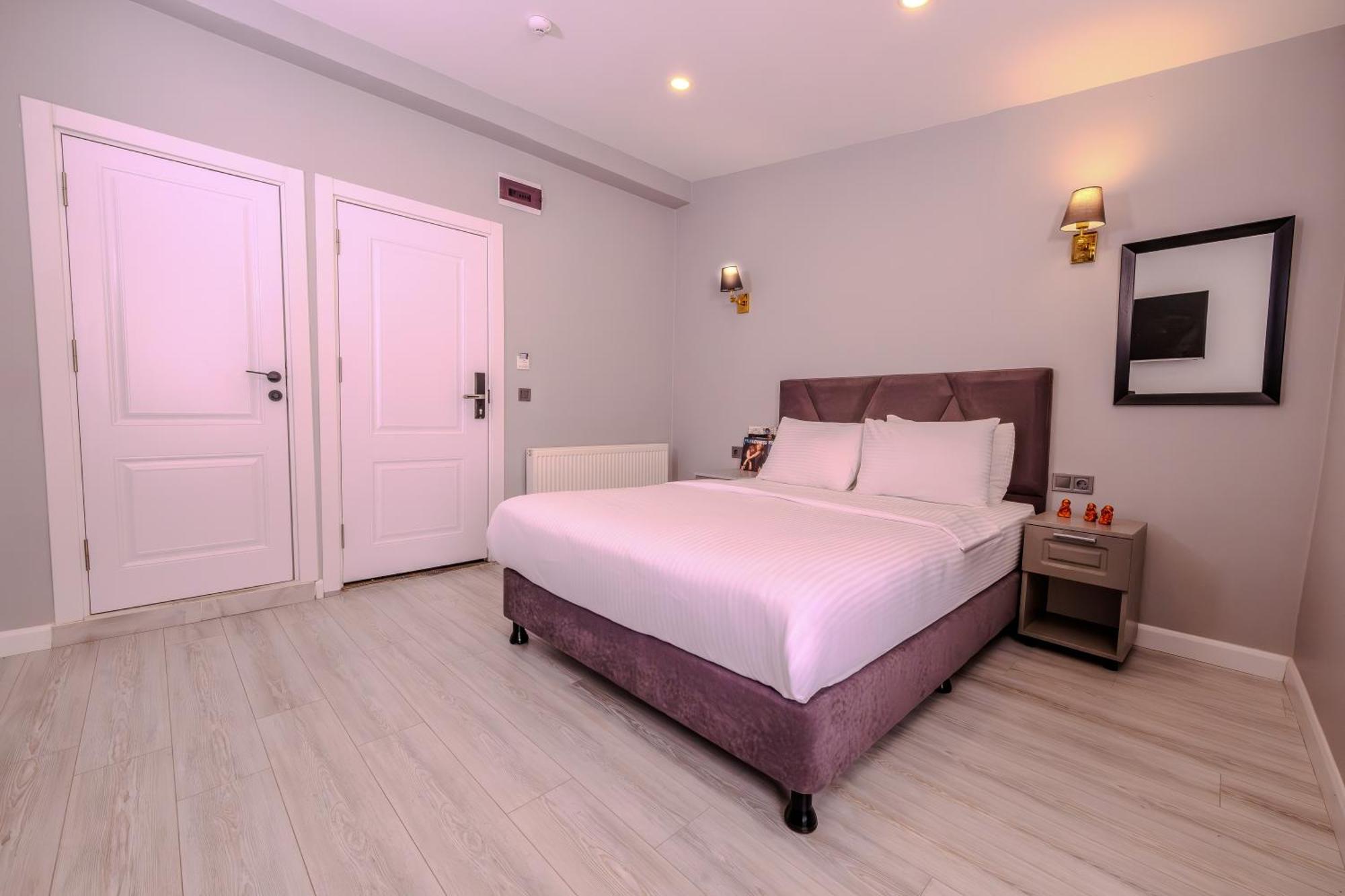 Rubby Kadikoey Hotel