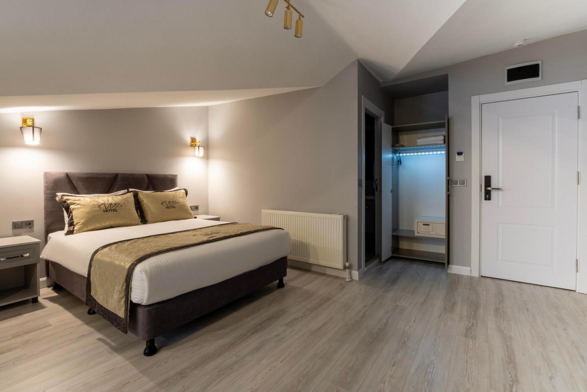 Hotel Rubby Kadikoey *