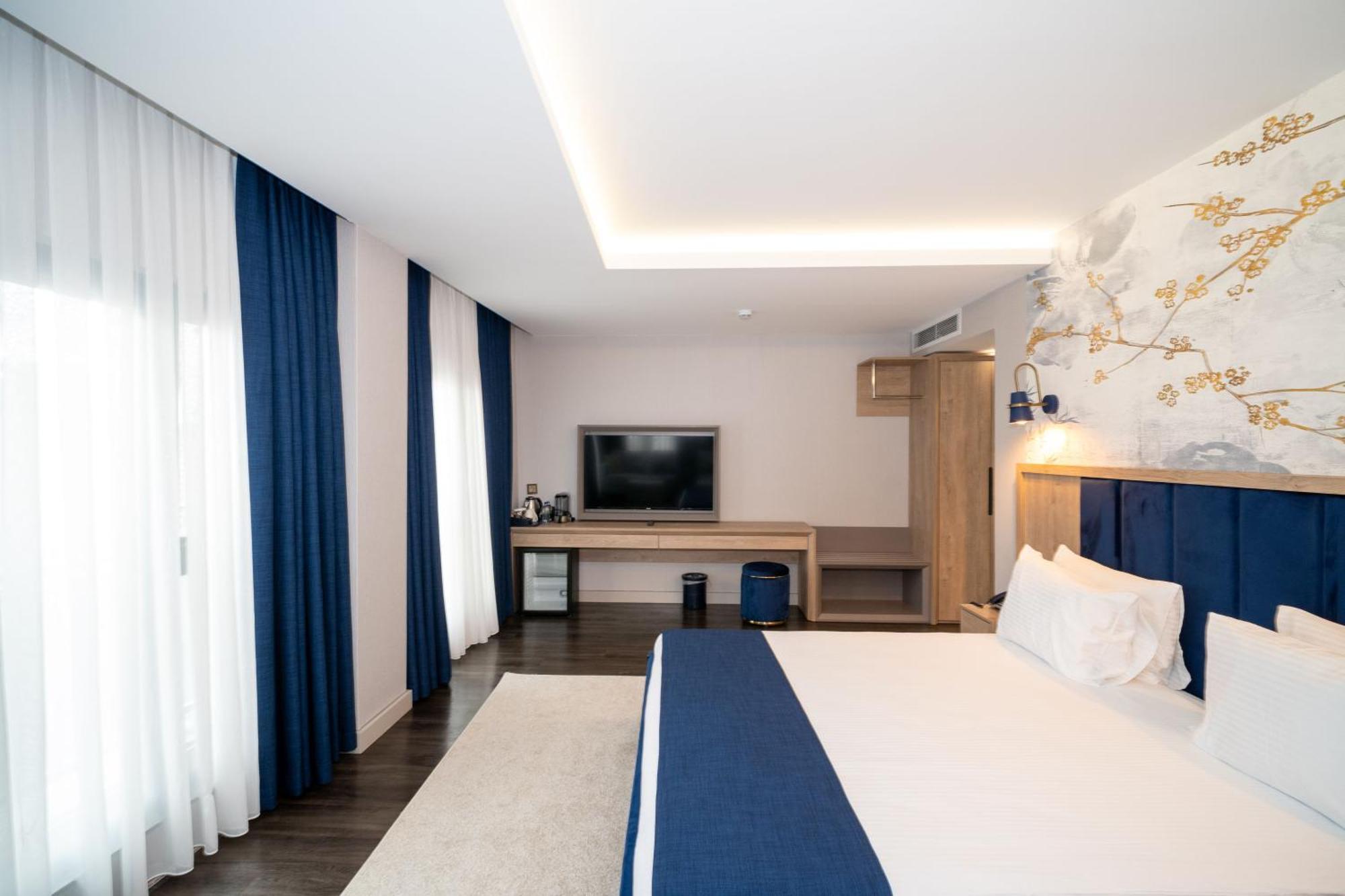 Otel Querencia 3*