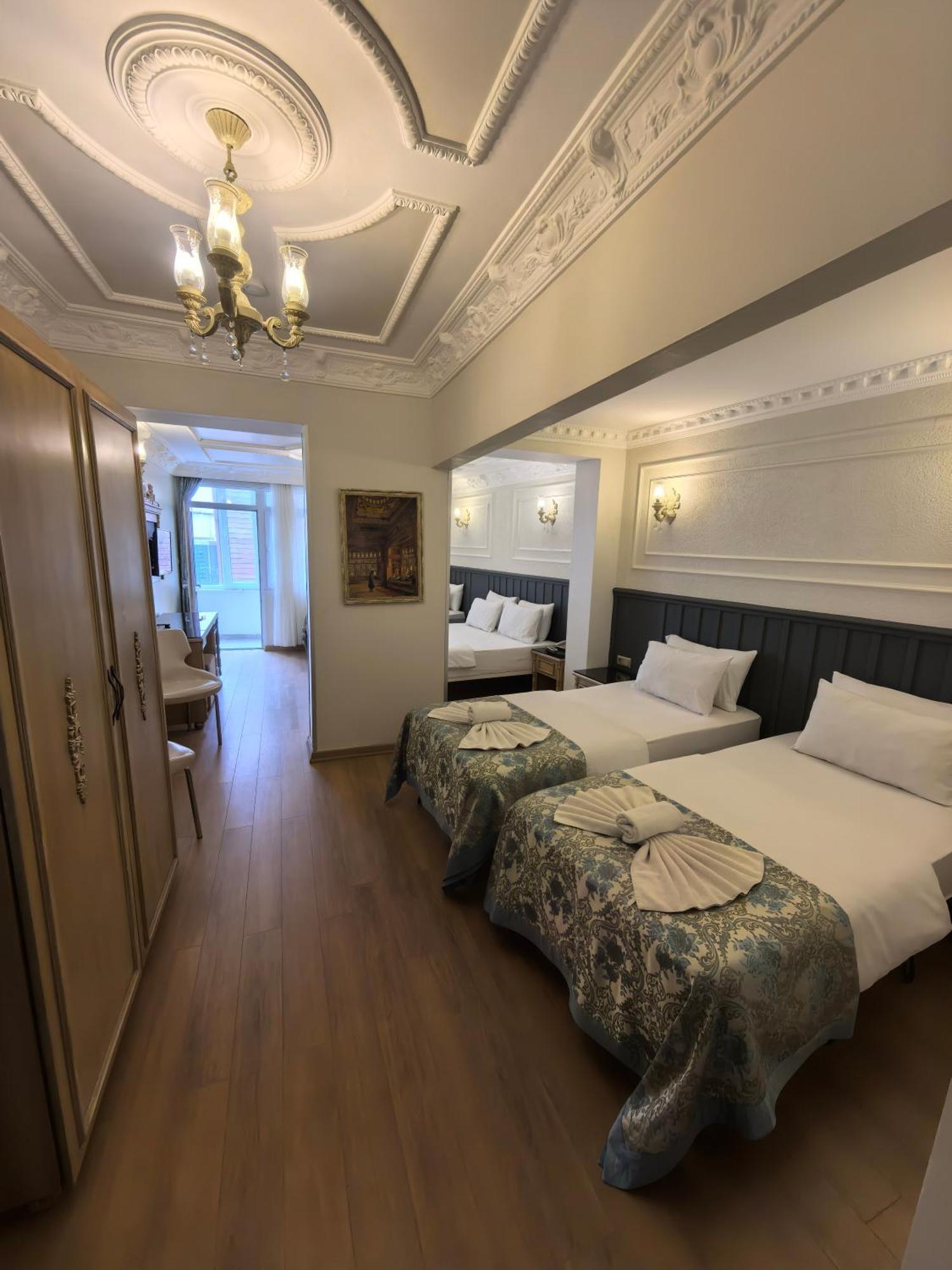 Apple Tree Hotel 3*