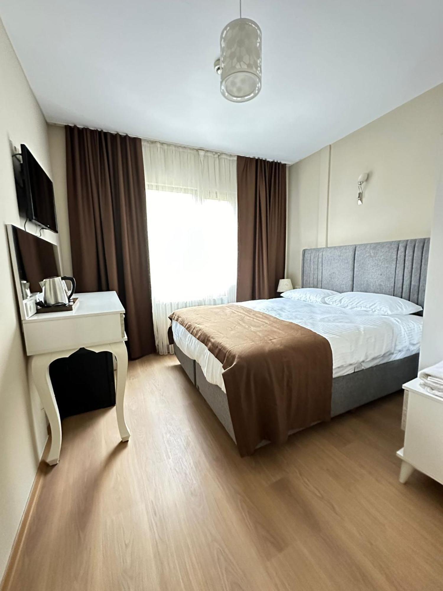 Otel Hagia Irene Old