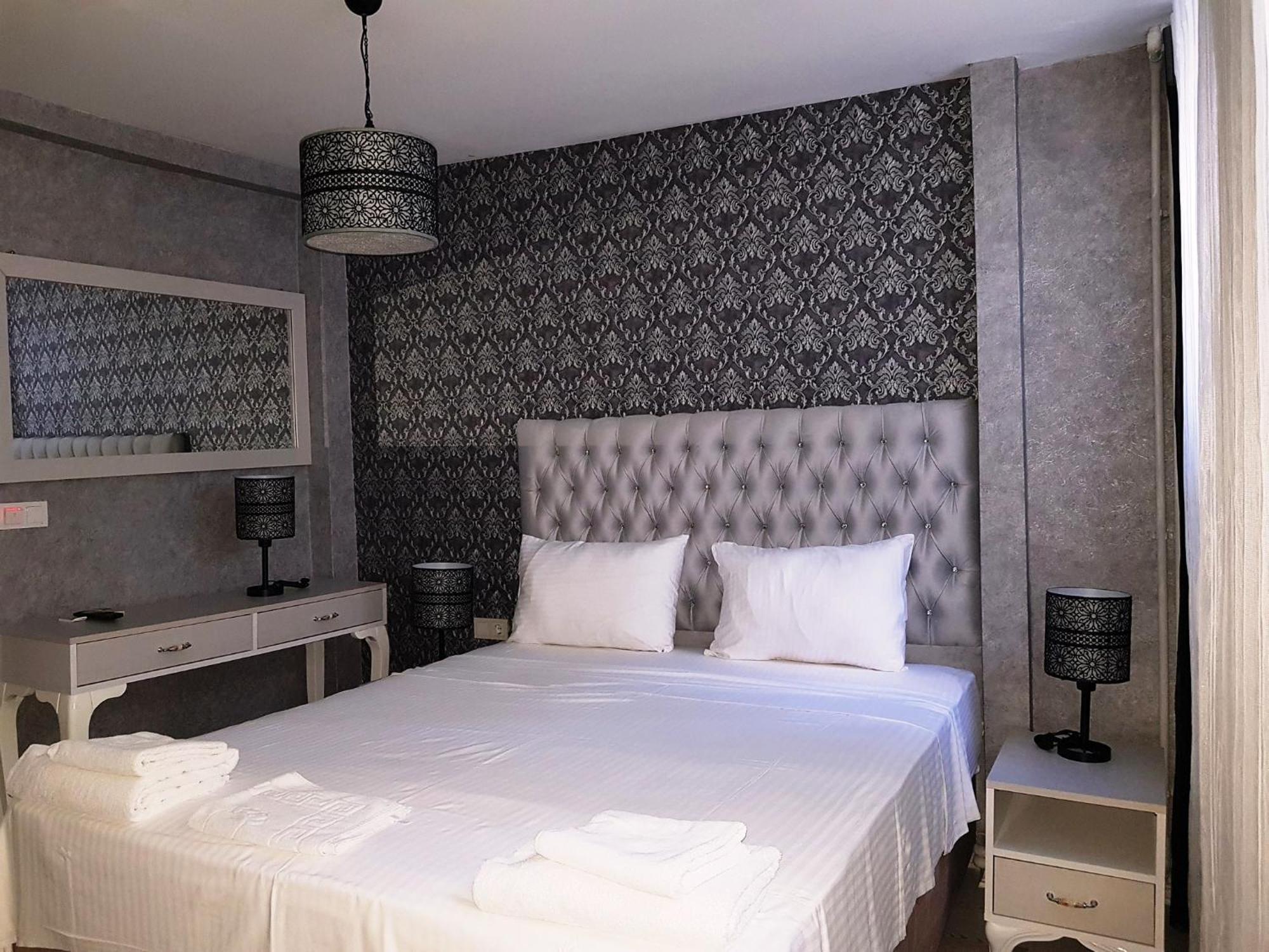 Serife Hanim Konagi Hotel