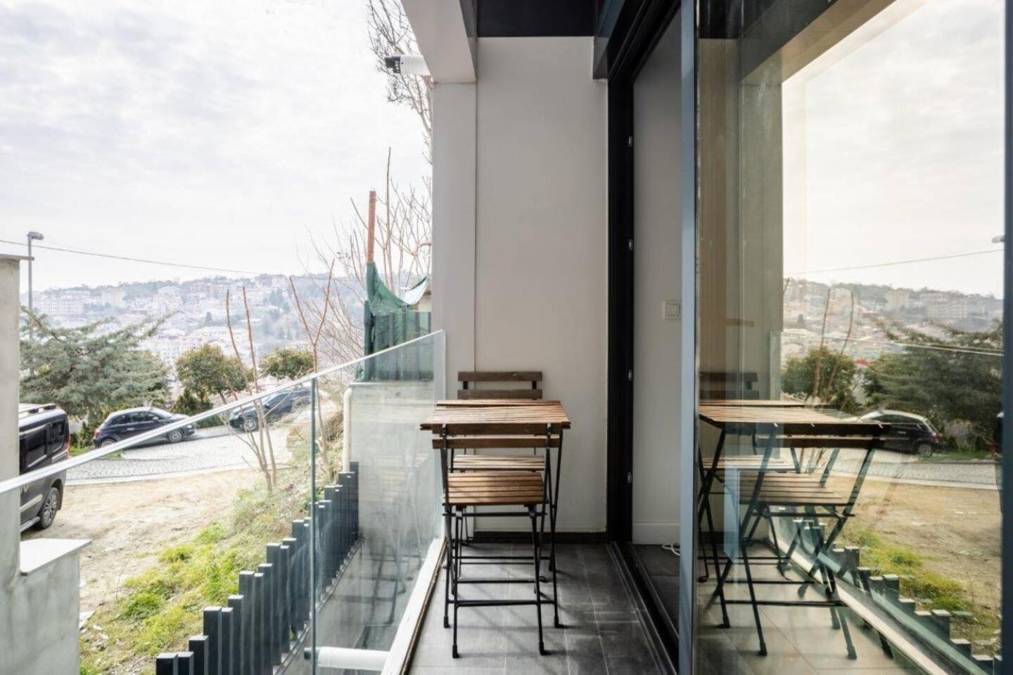 Apartment Cute Cozy Modern W Views Balcony! #377 Istanbul