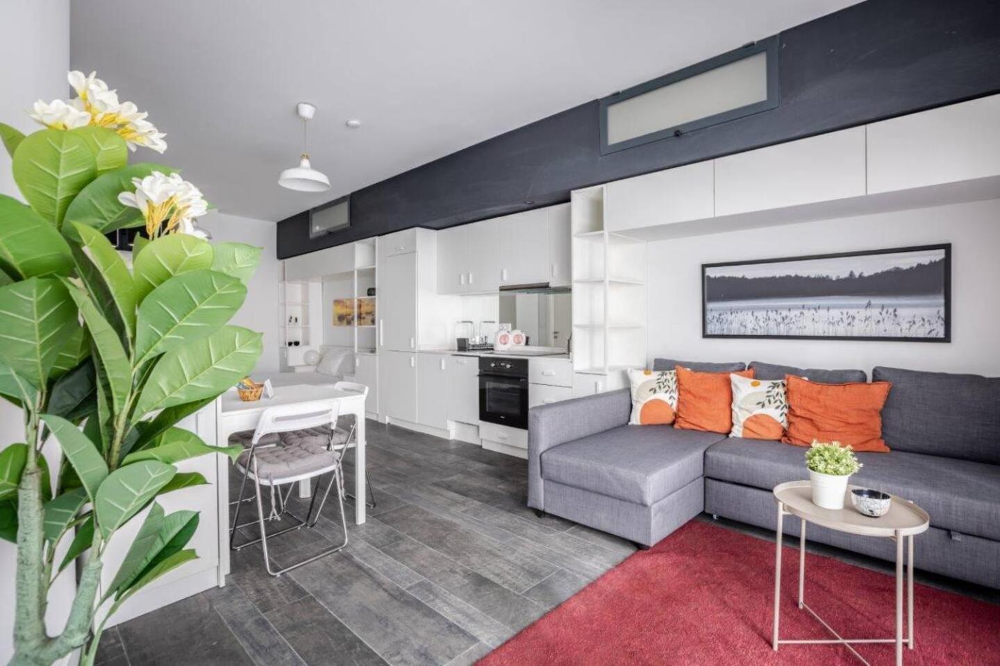 Cute Cozy Modern W Views Balcony! #377 Istanbul