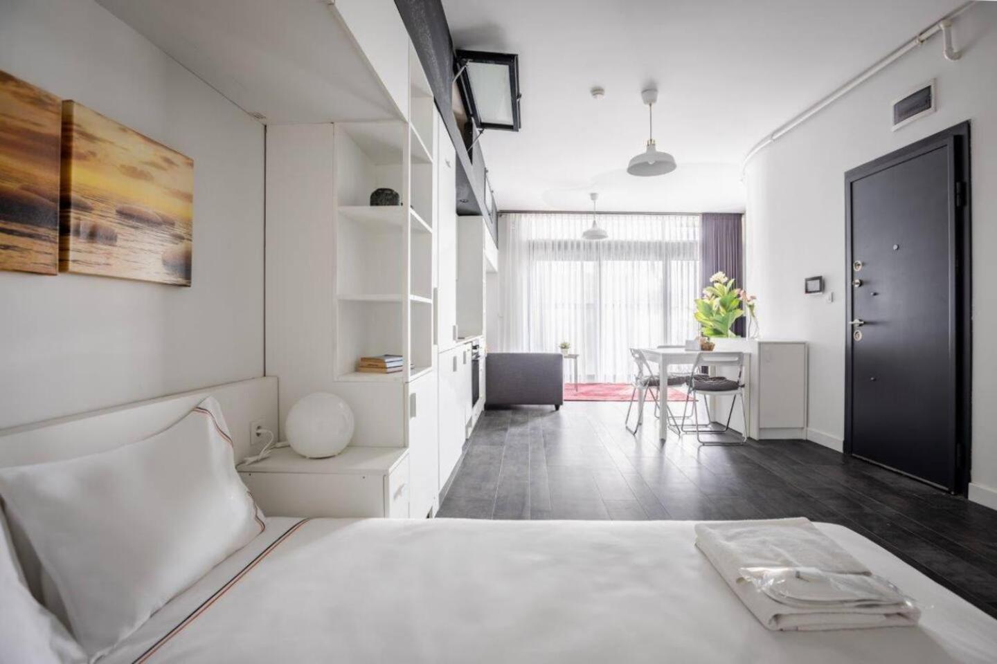 Apartment Cute Cozy Modern W Views Balcony! #377 Istanbul