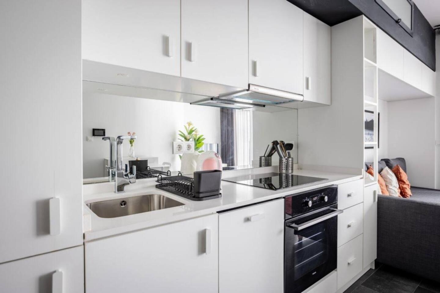 Cute Cozy Modern W Views Balcony! #377 Apartment Istanbul