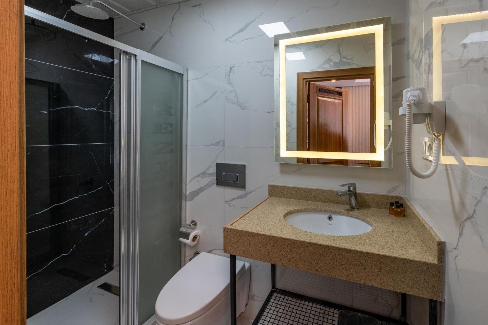 T-square Hotel 2*