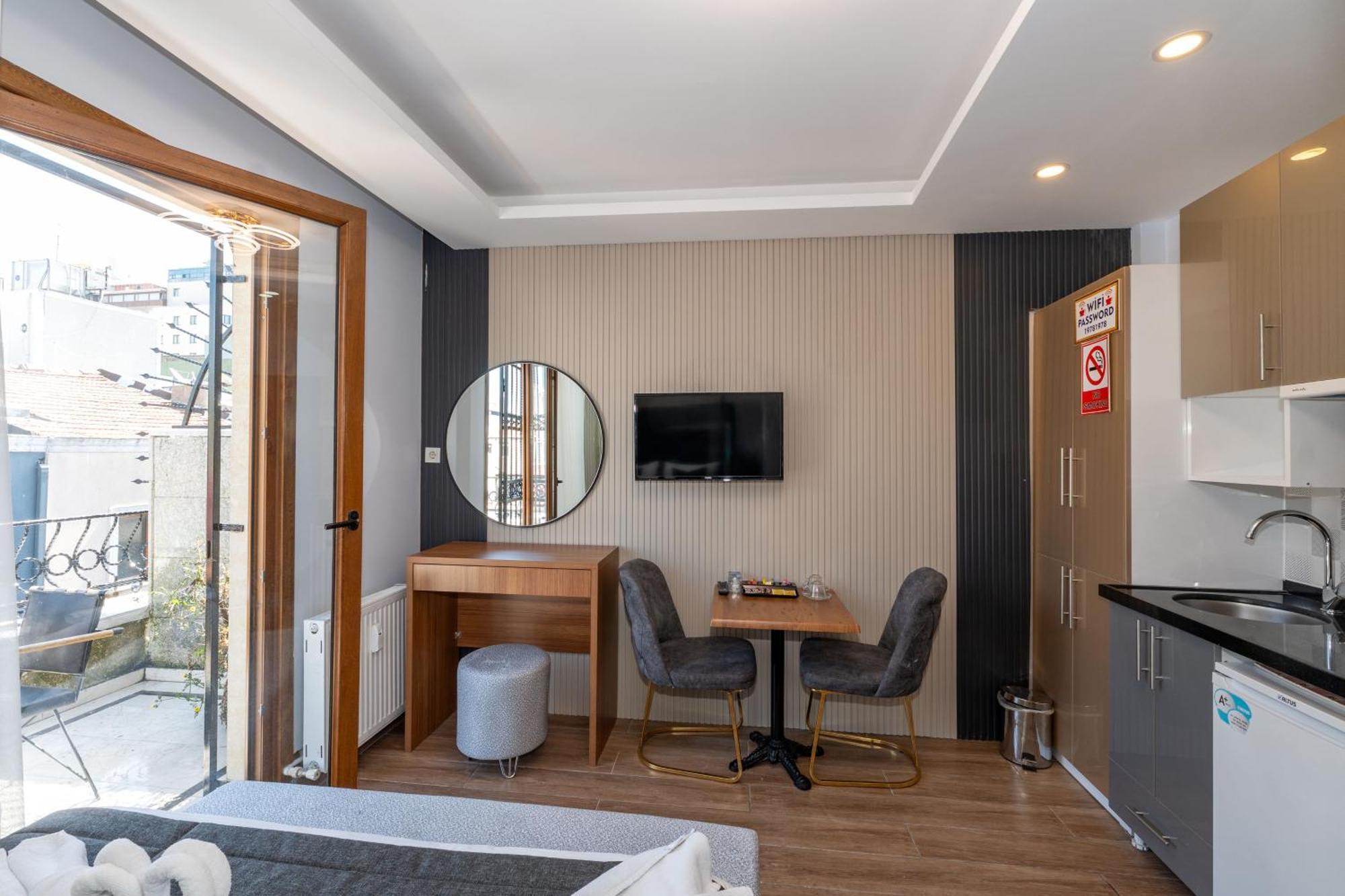 Hotel T-square 2*